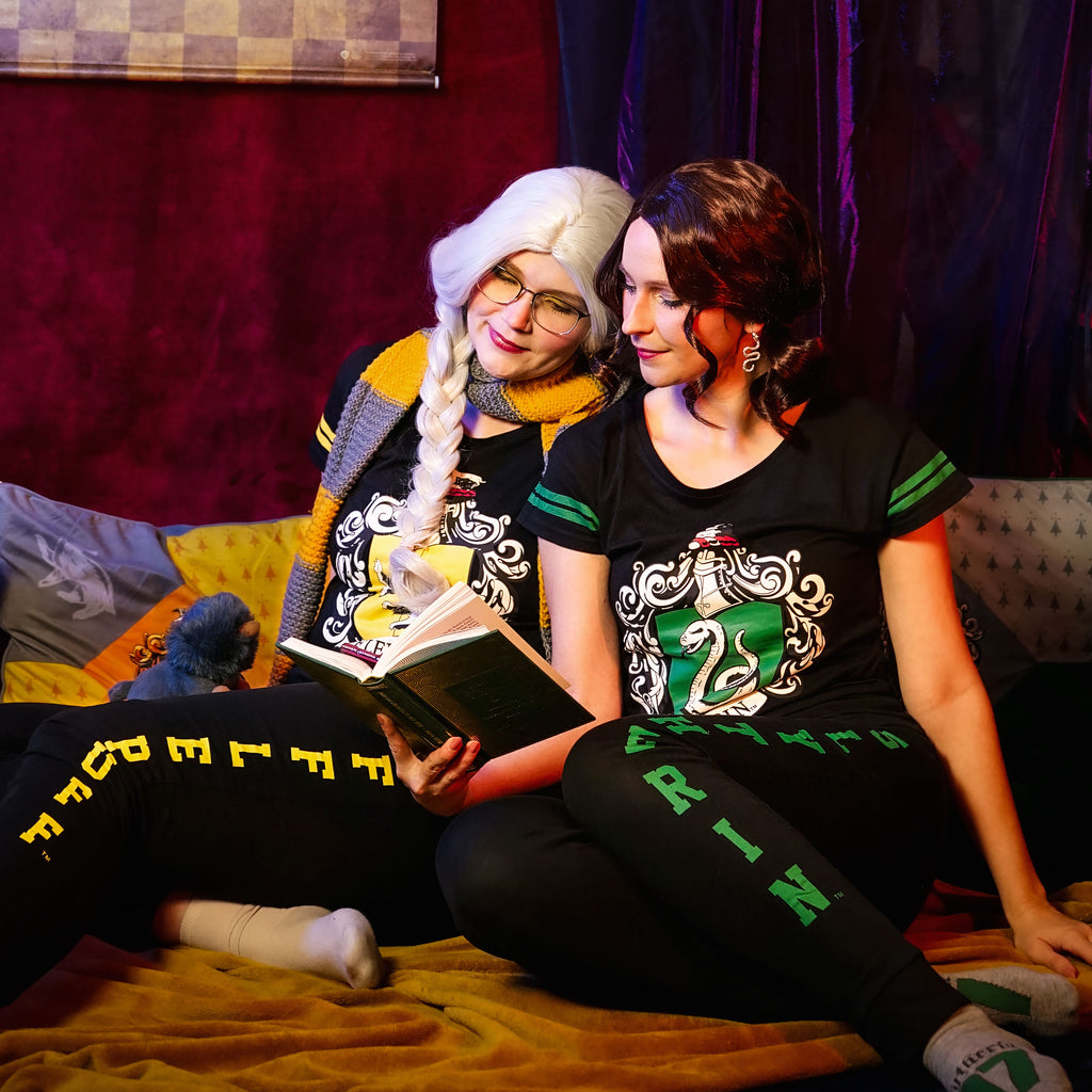 Immagine del prodotto Pigiama con stemma Serpeverde nero - Harry Potter