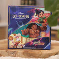 Immagine del prodotto Disney Lorcana Cofanetto del Tesoro dei Luminari - Gioco di Carte Collezionabili Luci del Cielo