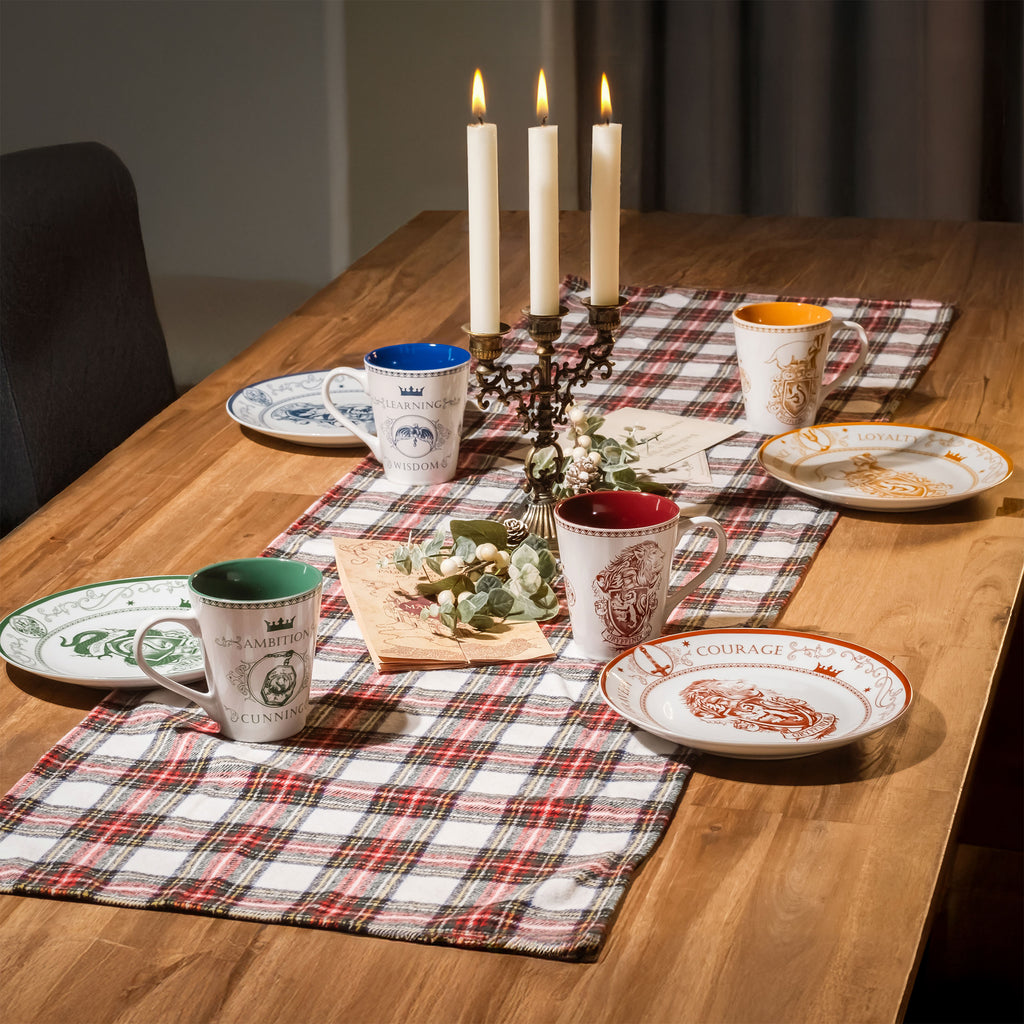 Immagine del prodotto Harry Potter - Set di piatti e tazze di Hogwarts
