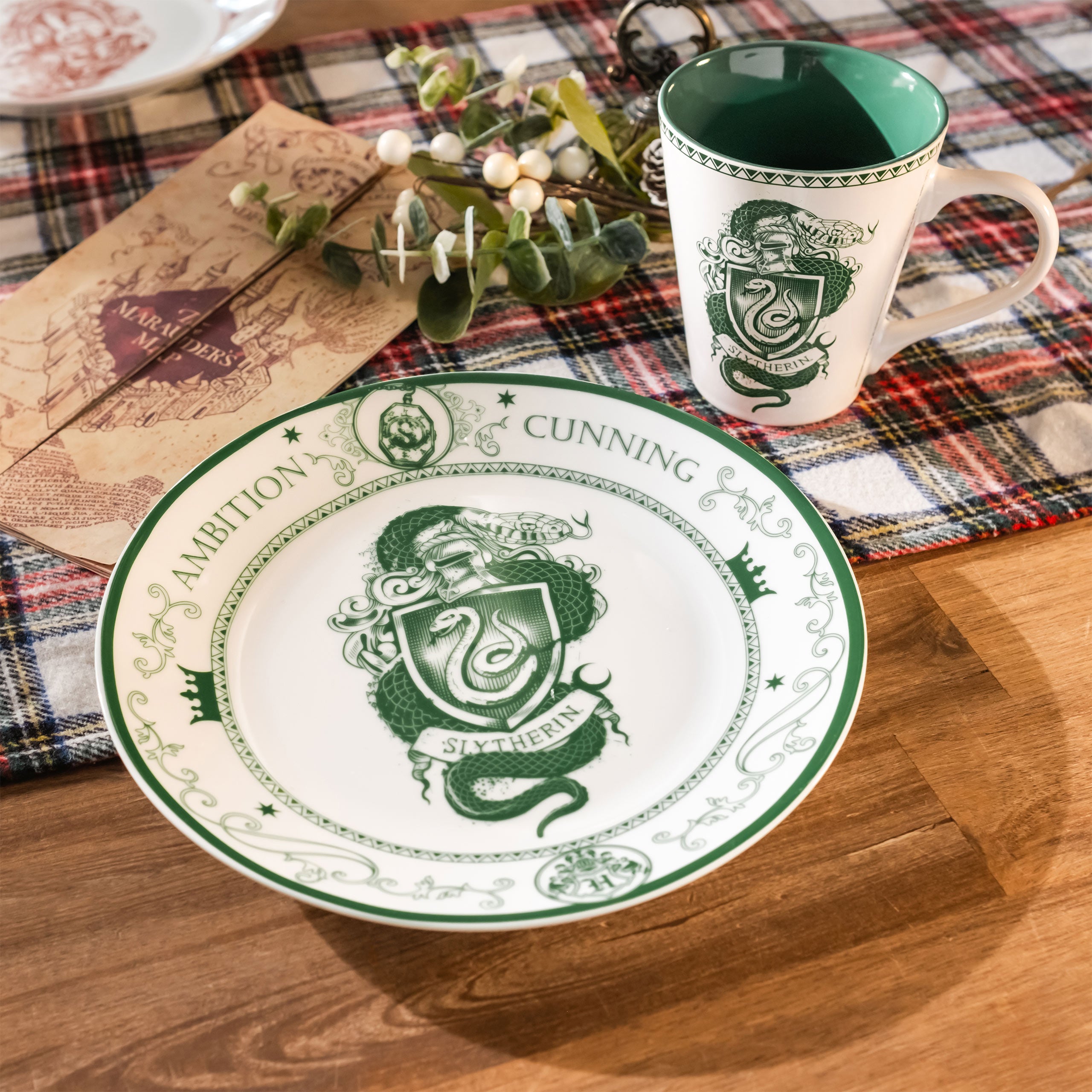 Immagine del prodotto Harry Potter - Set di piatti e tazze di Hogwarts
