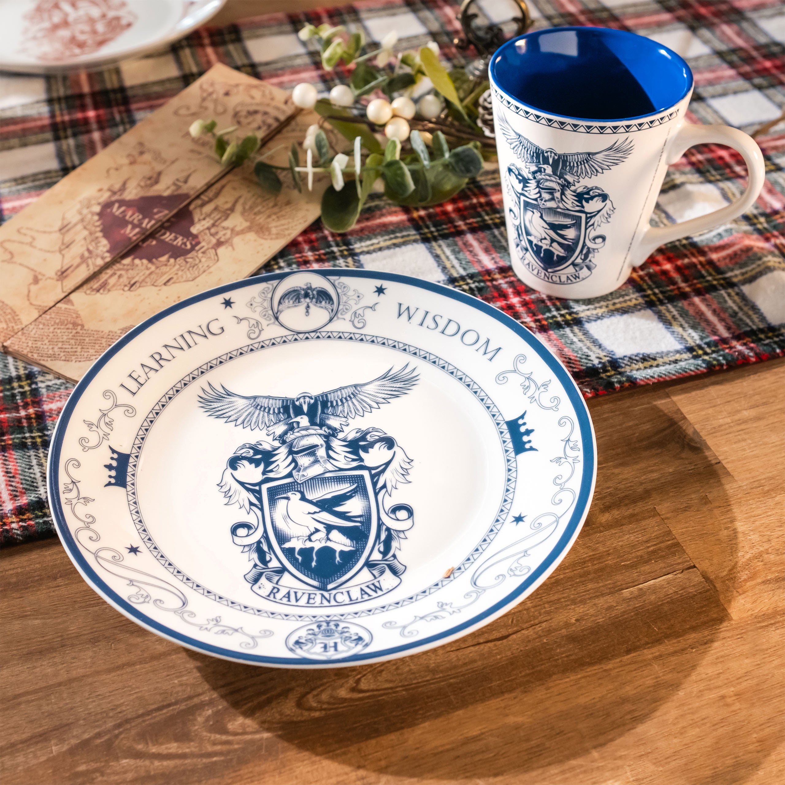 Immagine del prodotto Harry Potter - Set di piatti e tazze di Hogwarts
