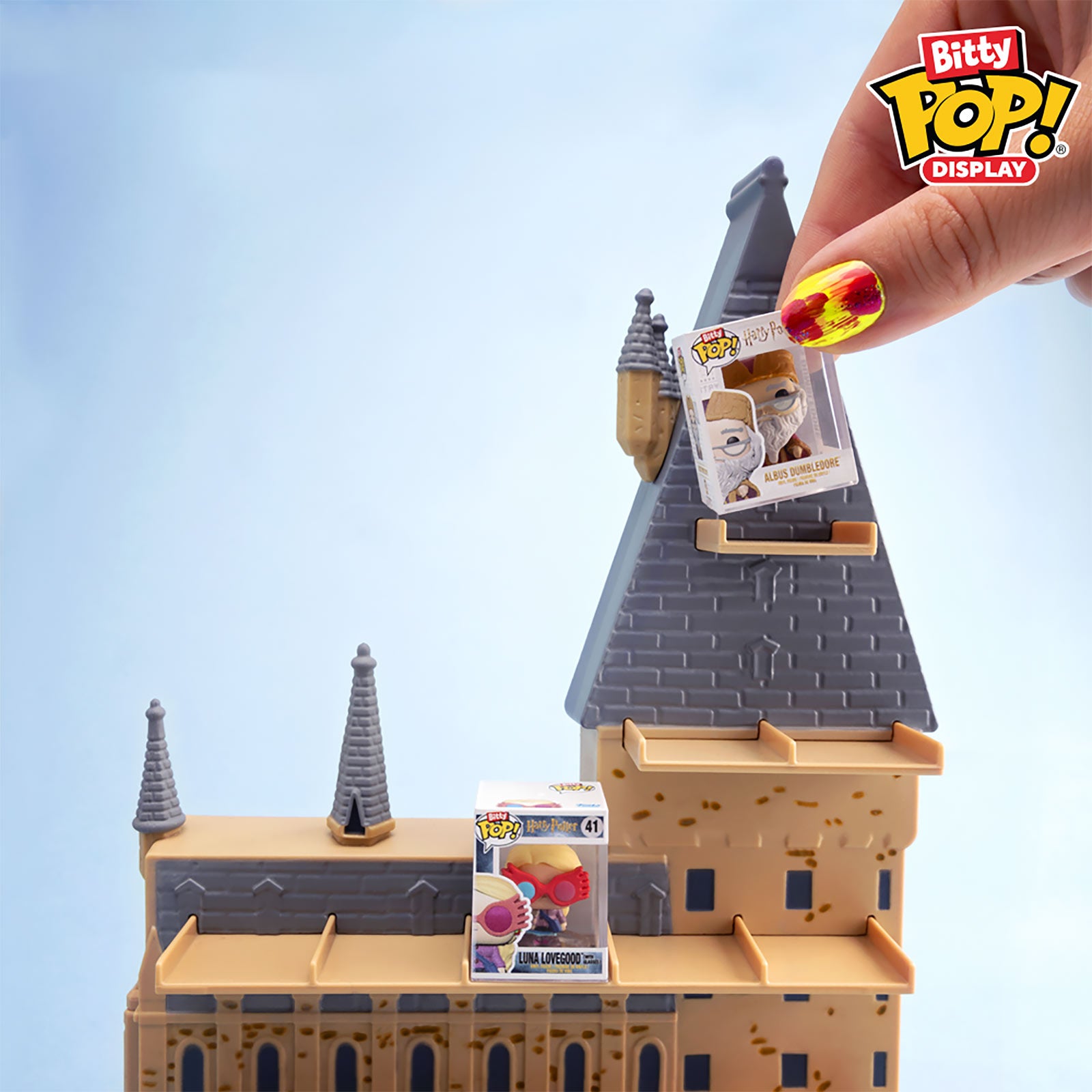 Immagine del prodotto Harry Potter - Castello di Hogwarts Funko Bitty Pop Display con 2 Figure