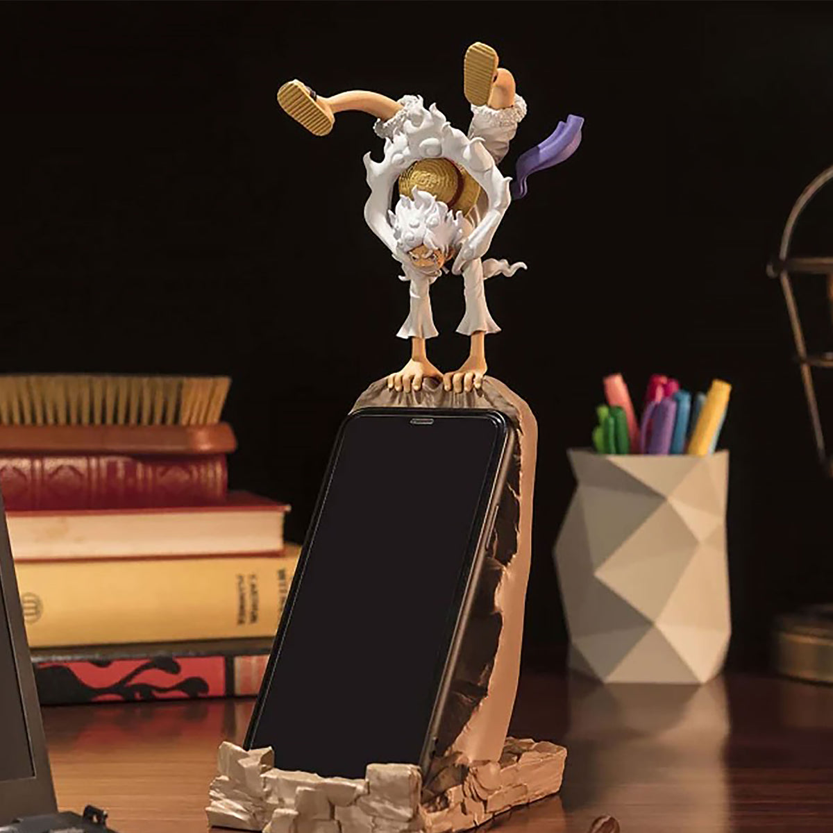Product image One Piece: Gear 5 - Monkey D. Luffy Figure Phone Holder