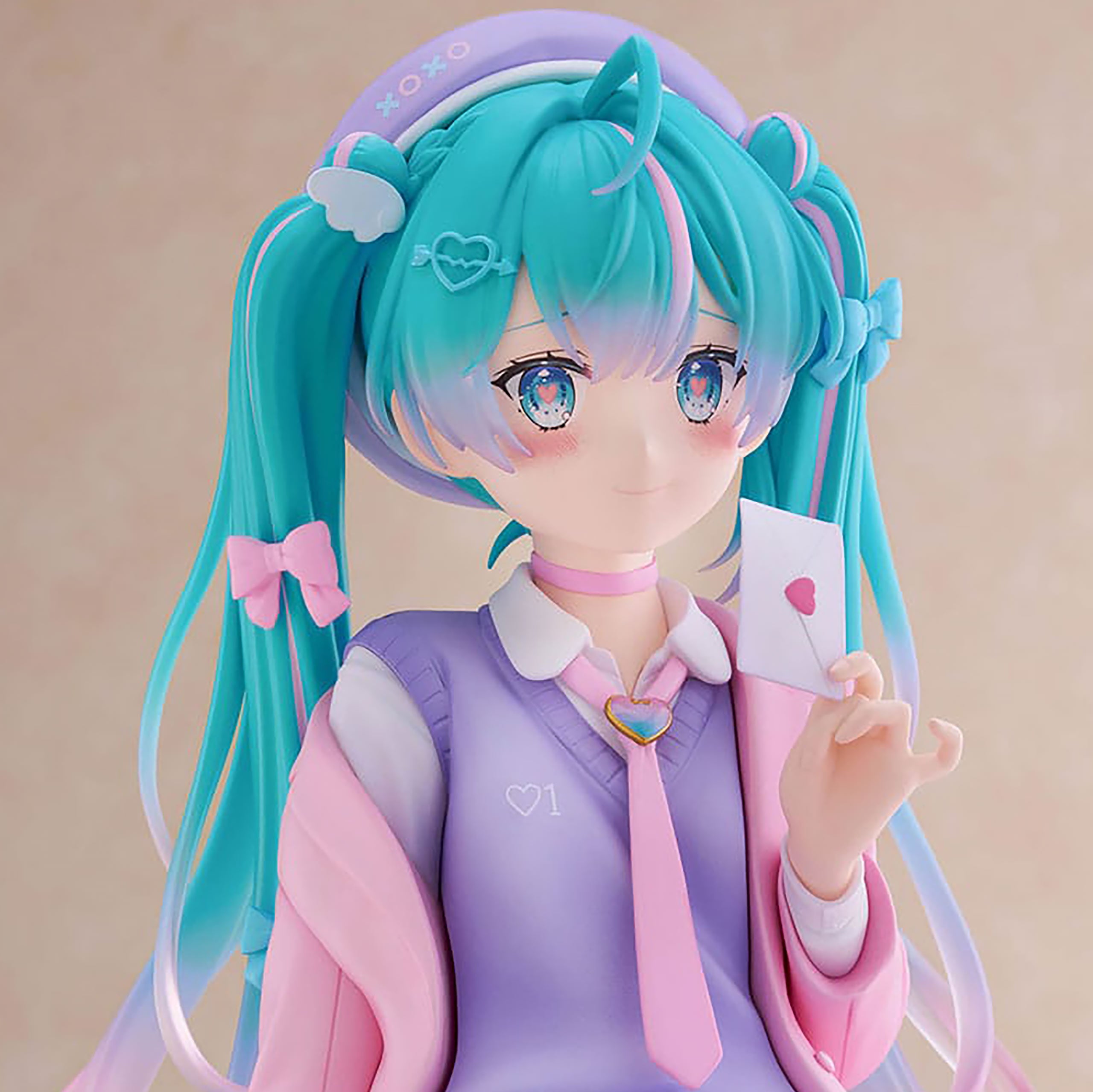 Product image Hatsune Miku - Love Blazer Tenitol Noodle Stopper Statue