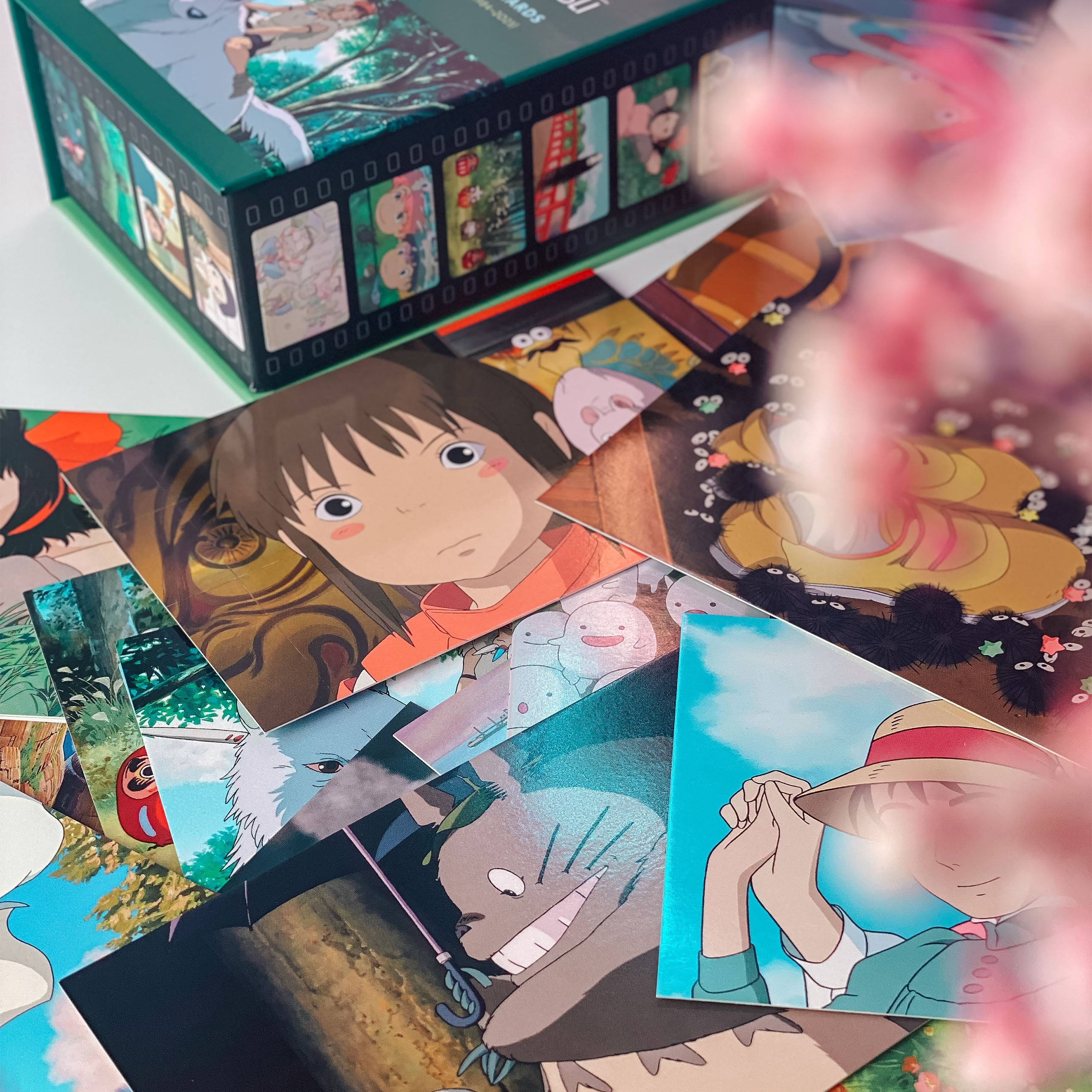 Immagine del prodotto Studio Ghibli - 100 Cartoline in Scatola Regalo Vol. 2