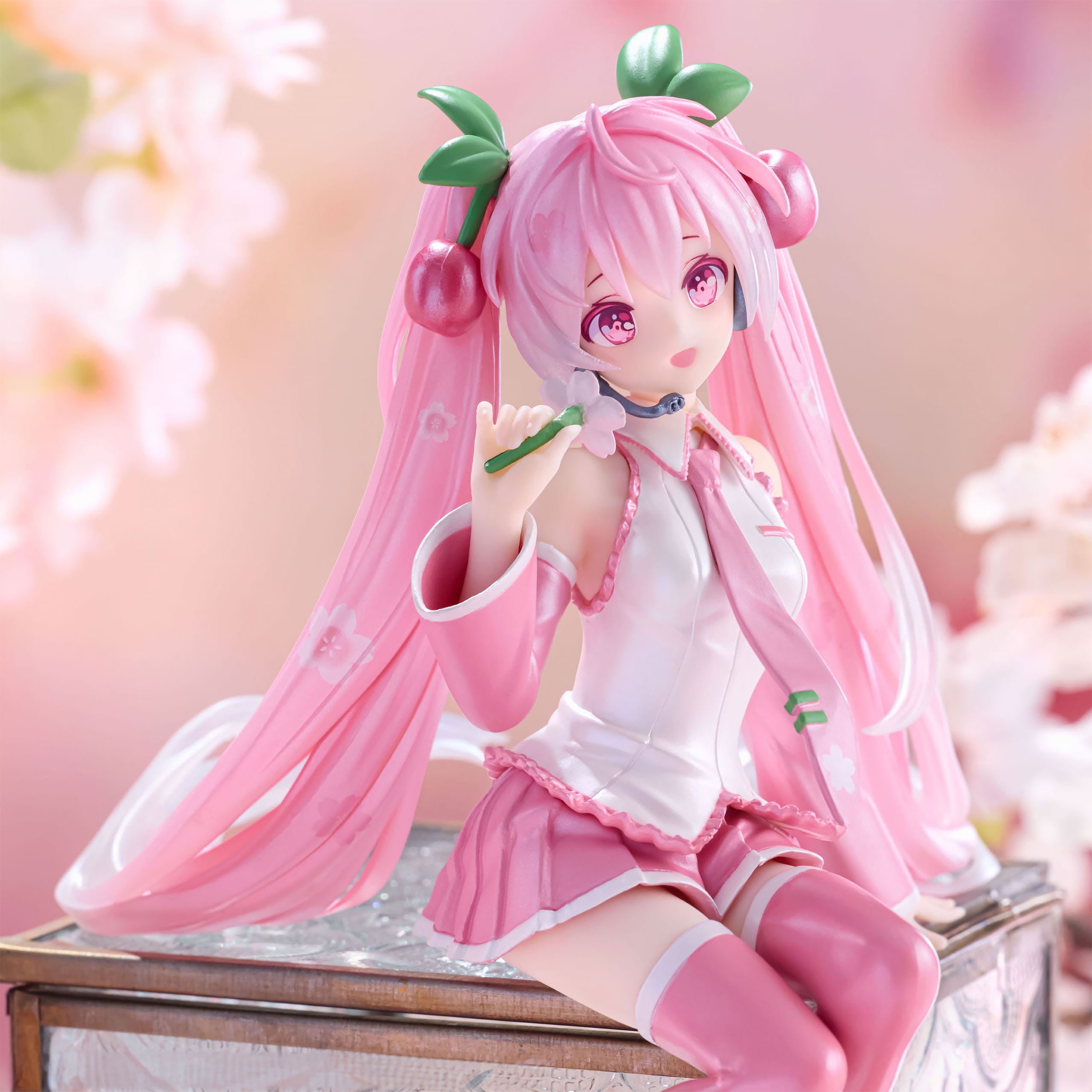 Immagine del prodotto Hatsune Miku - Figura Sakura Miku Noodle Stopper Versione Pearl Color
