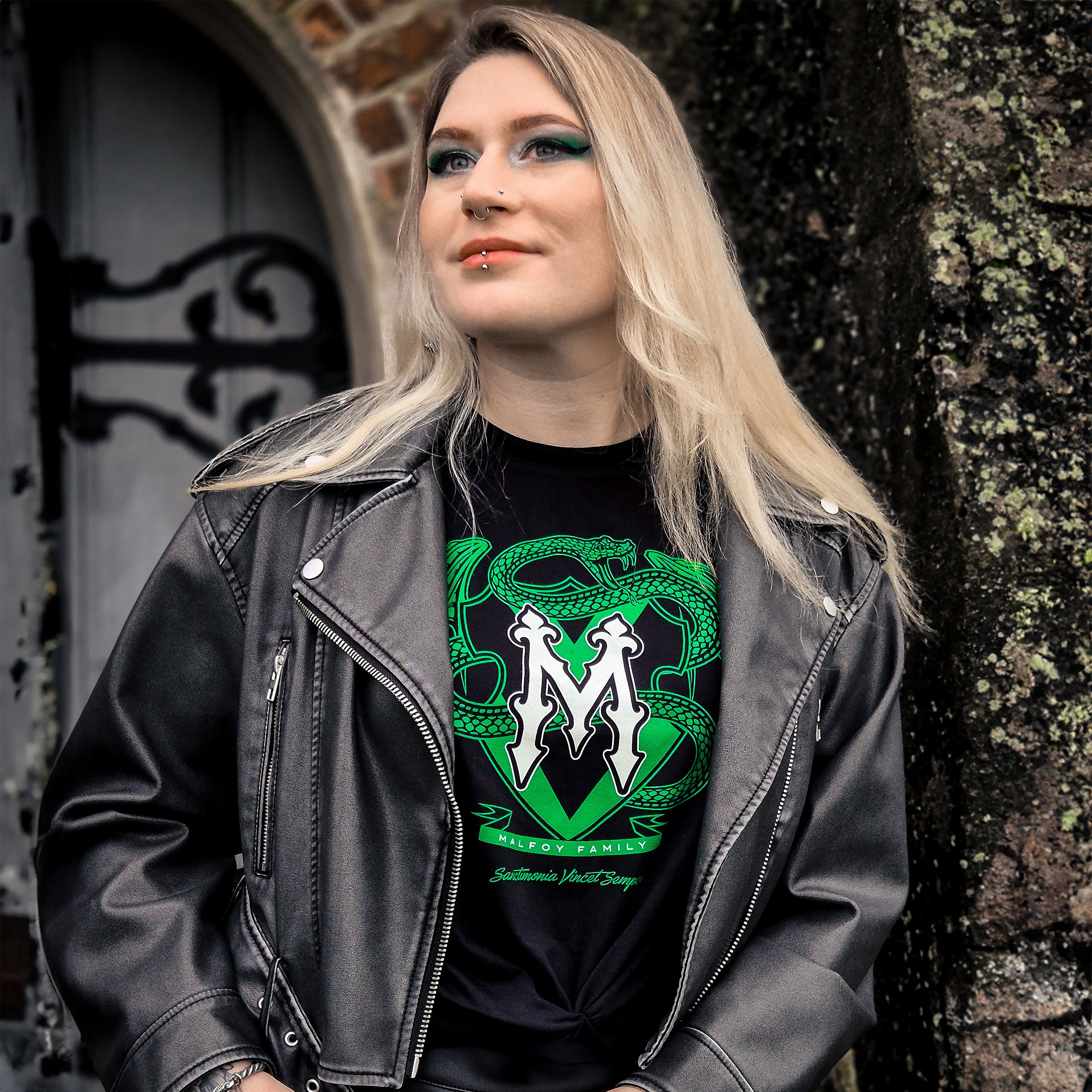 Immagine del prodotto T-shirt nera della famiglia Malfoy - Harry Potter