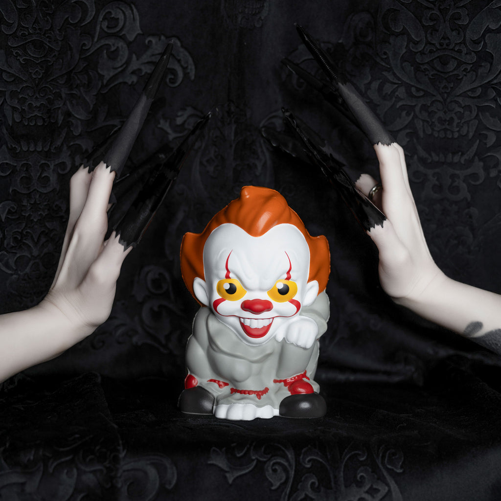 Immagine del prodotto IT di Stephen King - Figura Antistress di Pennywise