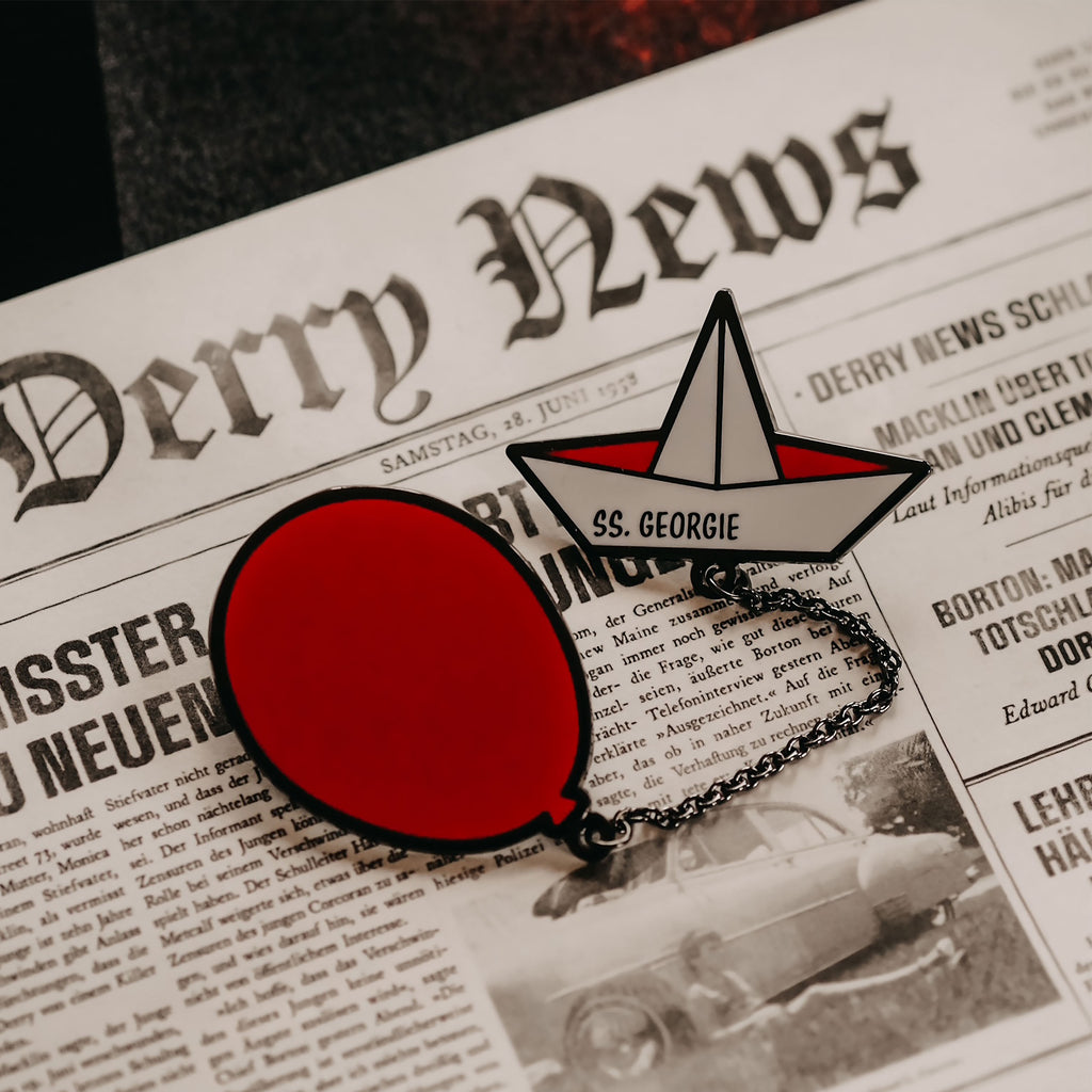 Product image Stephen King's IT - Balloon and Boat Pin Set