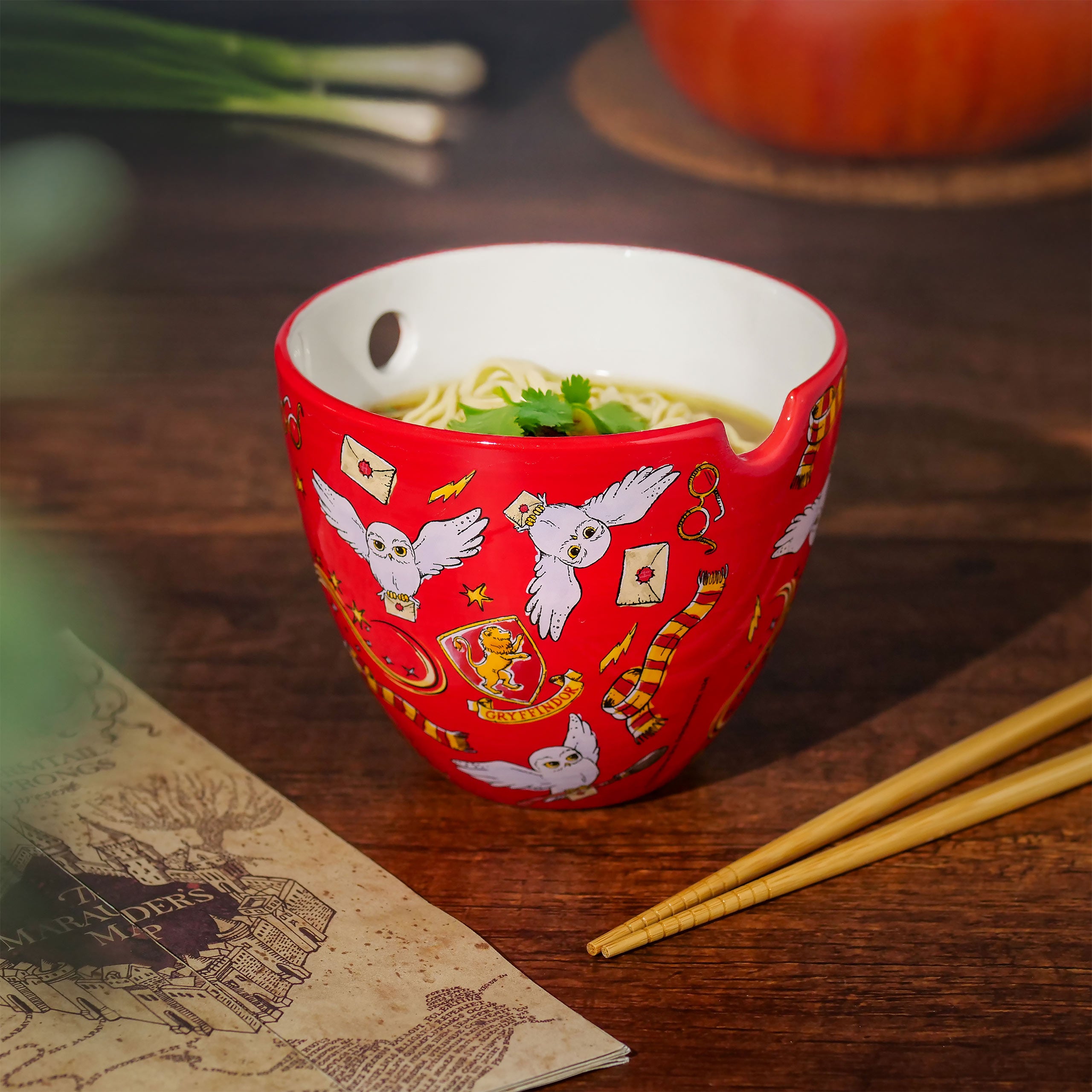 Immagine del prodotto Ciotola Ramen Simboli Magici con Bacchette - Harry Potter
