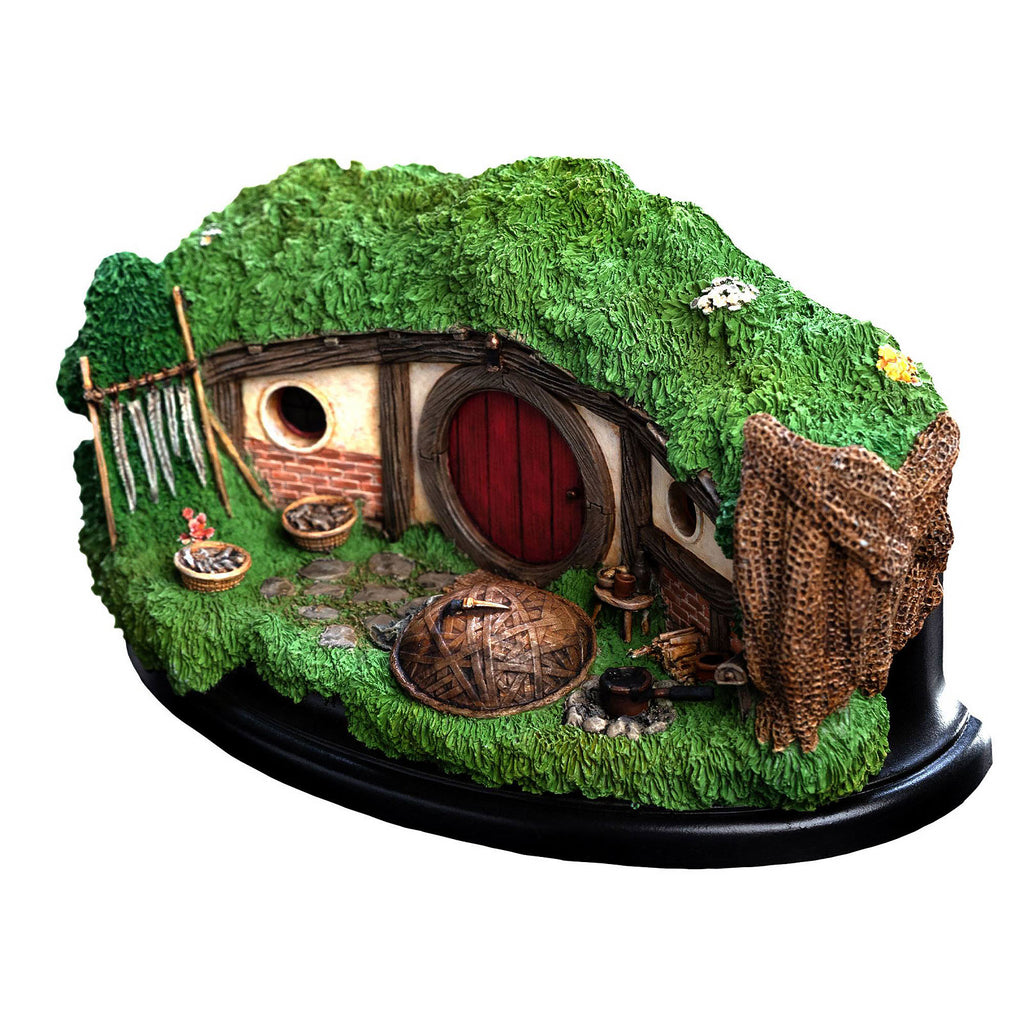 Product image The Hobbit - 31 Lakeside Hobbit Hole Diorama