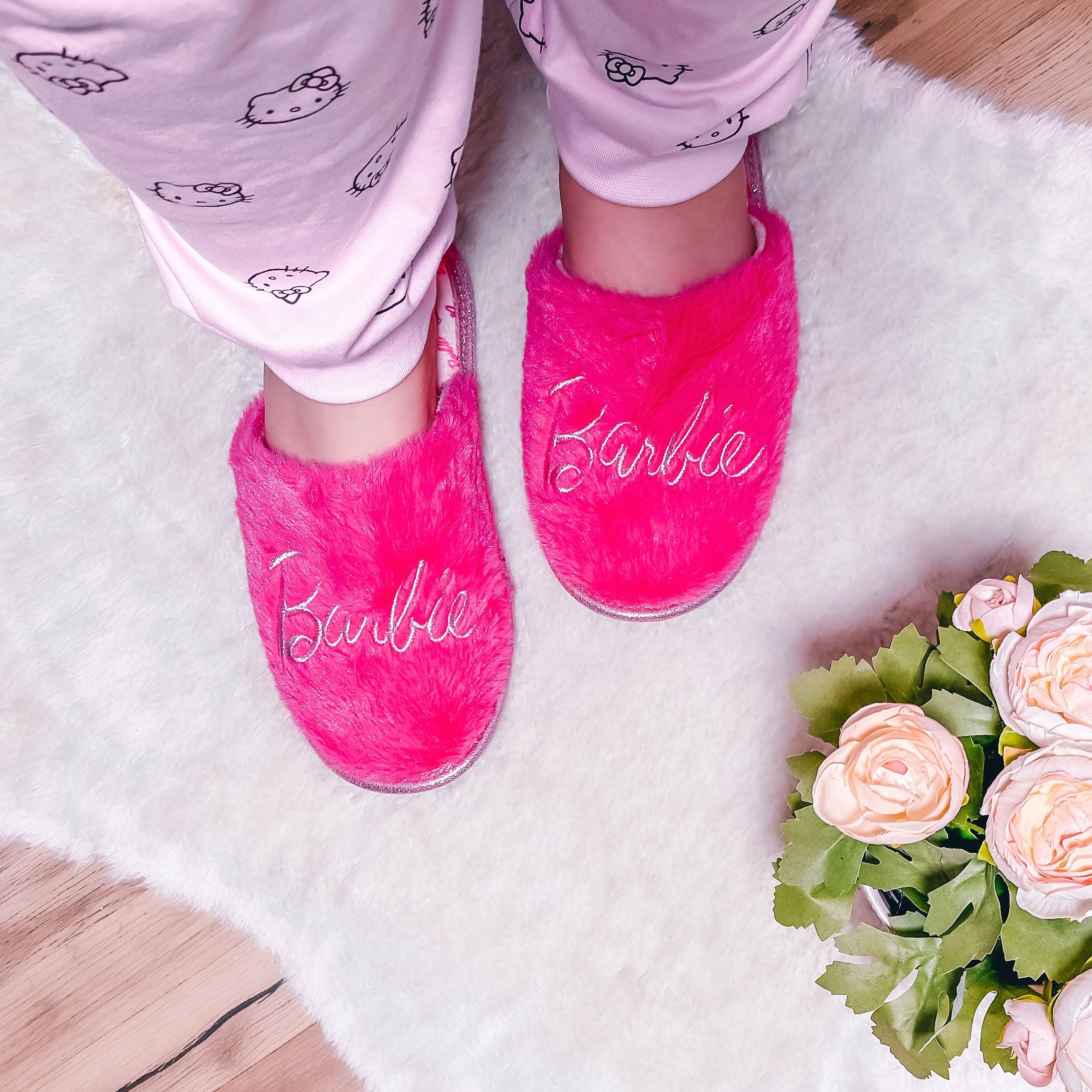 Immagine del prodotto Barbie - Pantofole in peluche con logo