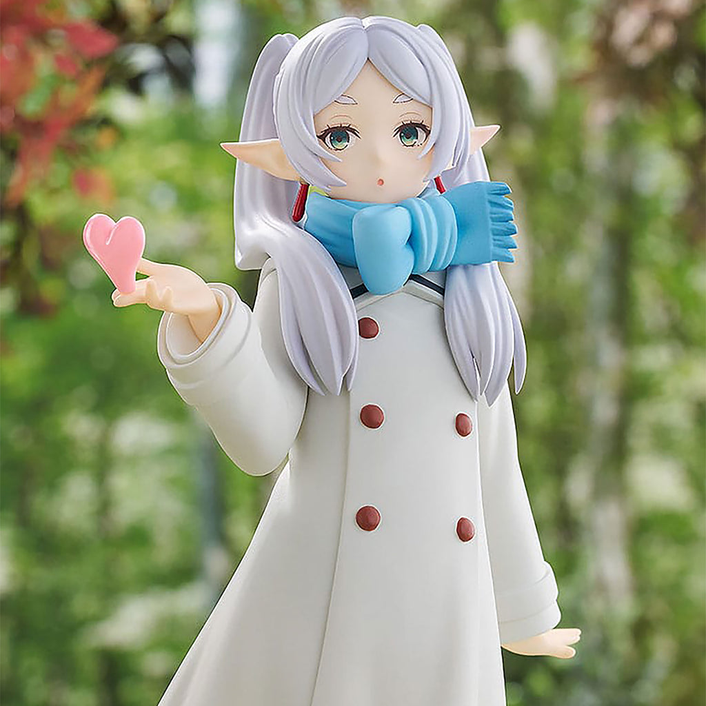 Product image Frieren: Beyond Journey's End - Frieren Figure Blow Kiss Version