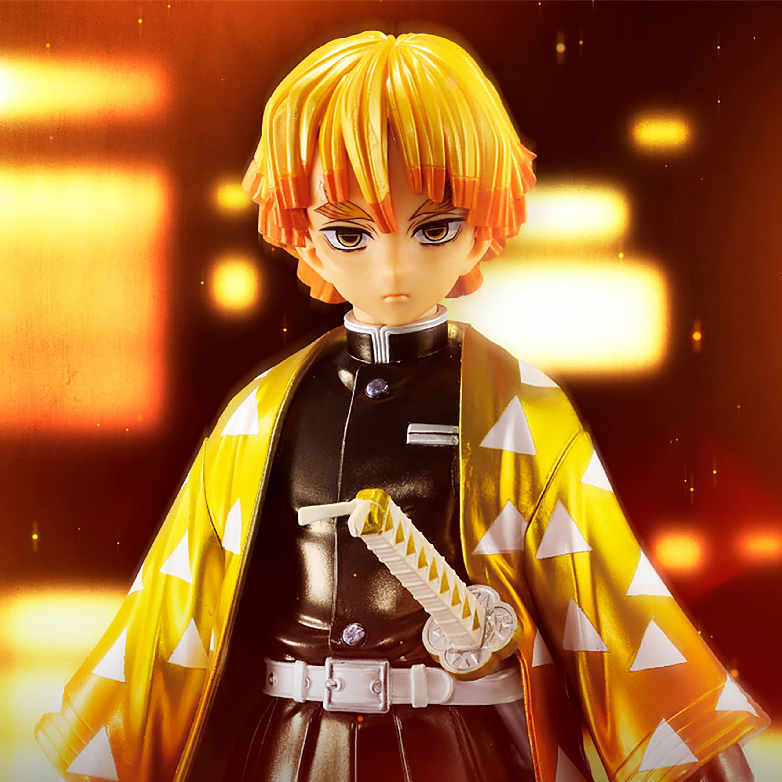 Immagine del prodotto Demon Slayer - Figura Zenitsu Agatsuma Grandista Versione B