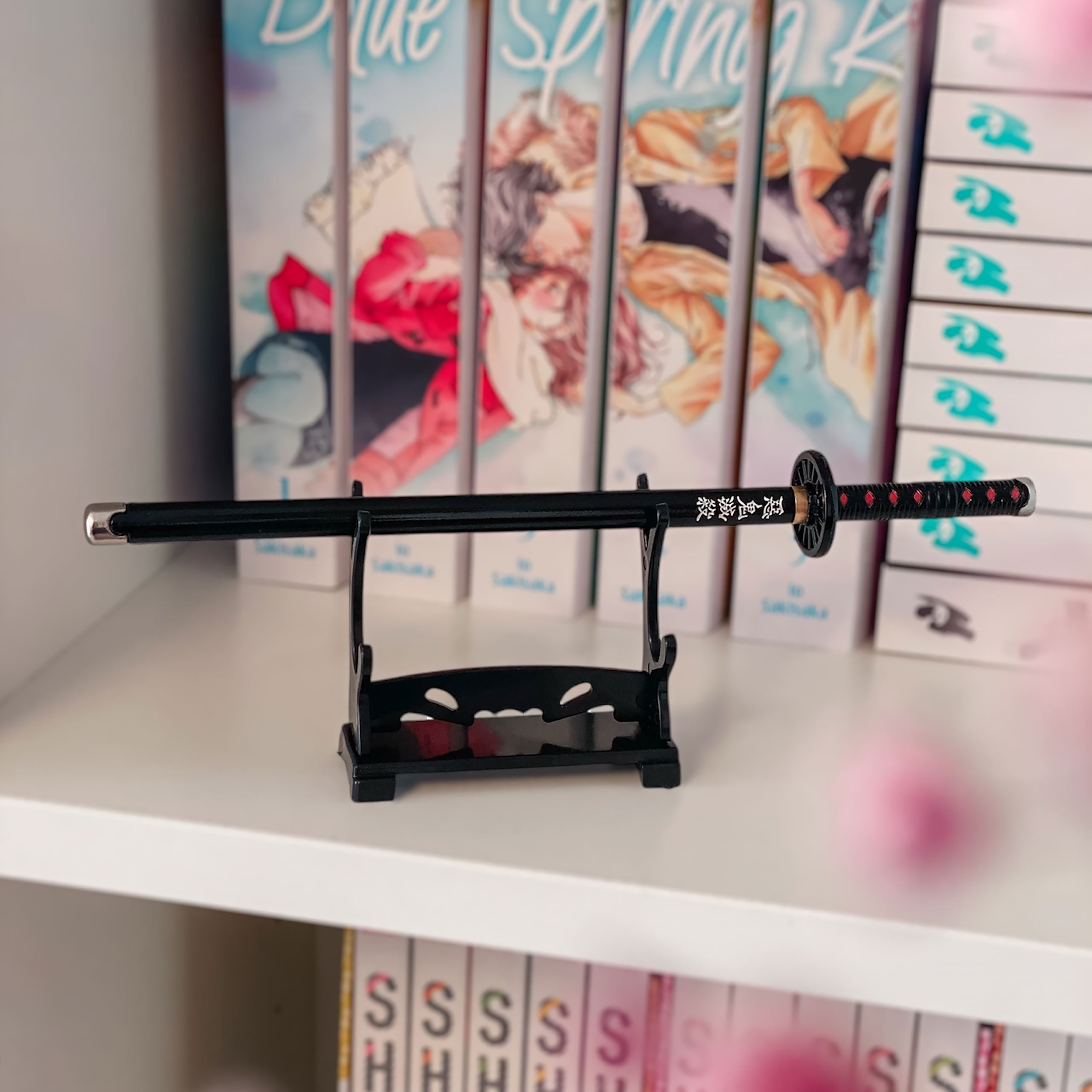Immagine del prodotto Demon Slayer - Penna a sfera katana di Tanjiro con supporto