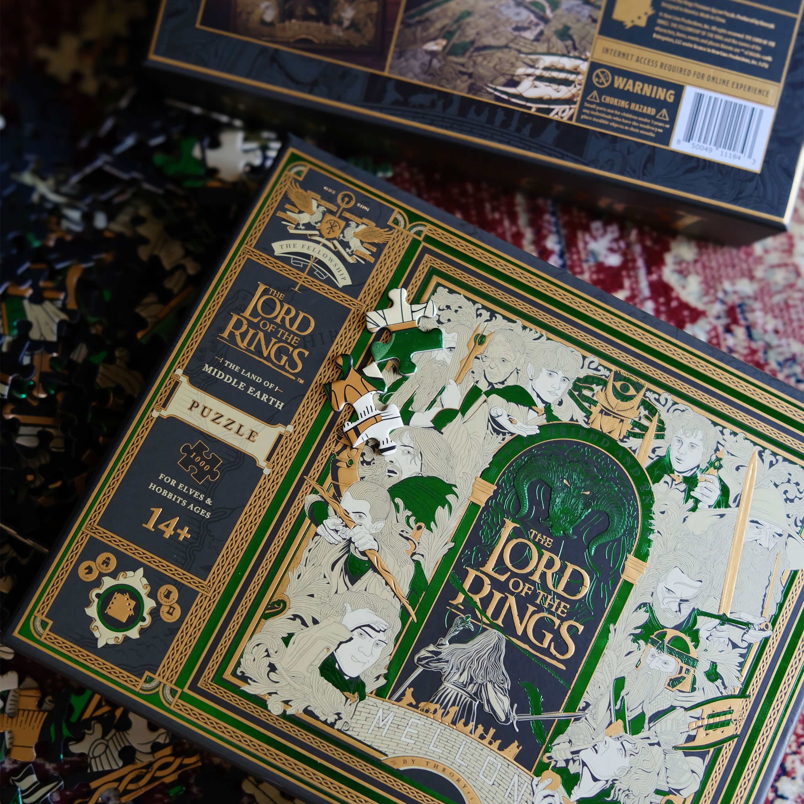 Product image The Lord of the Rings - Gate to Middle-earth Premium Puzzle