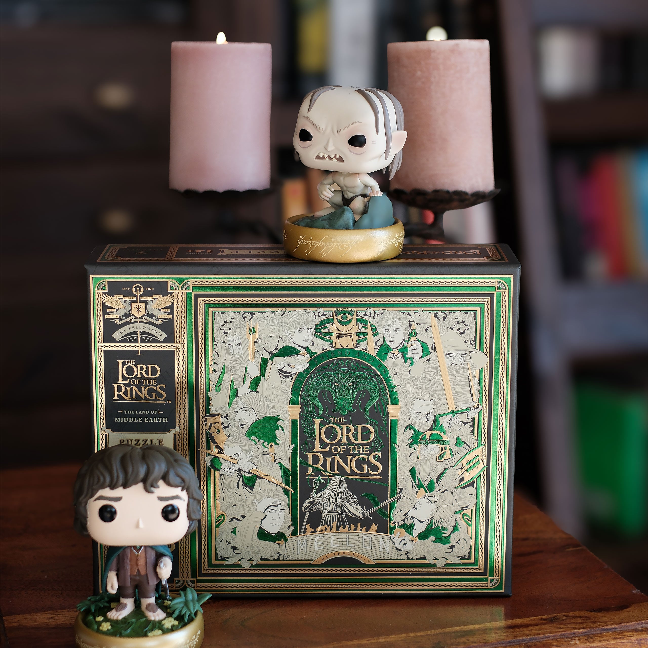 Product image The Lord of the Rings - Gate to Middle-earth Premium Puzzle