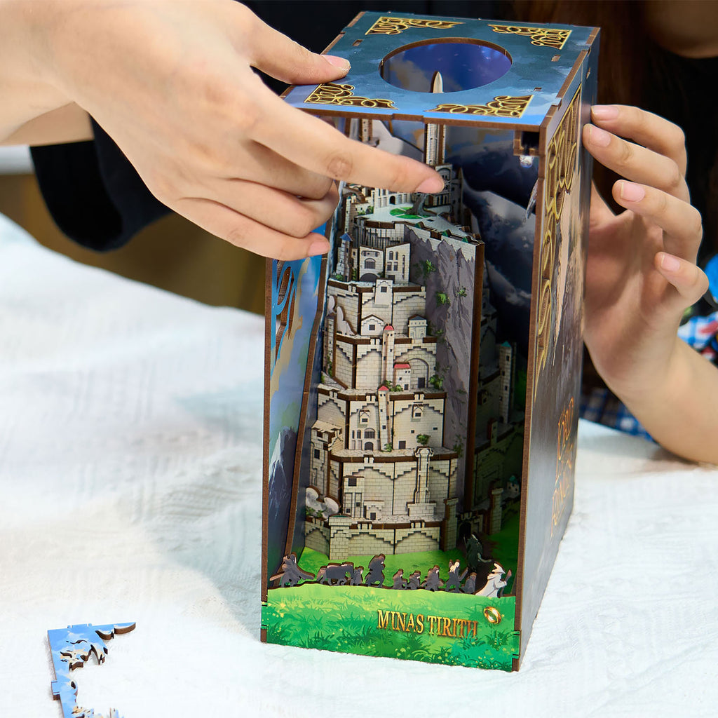 Immagine del prodotto Il Signore degli Anelli - Minas Tirith Book Nook kit modello in legno