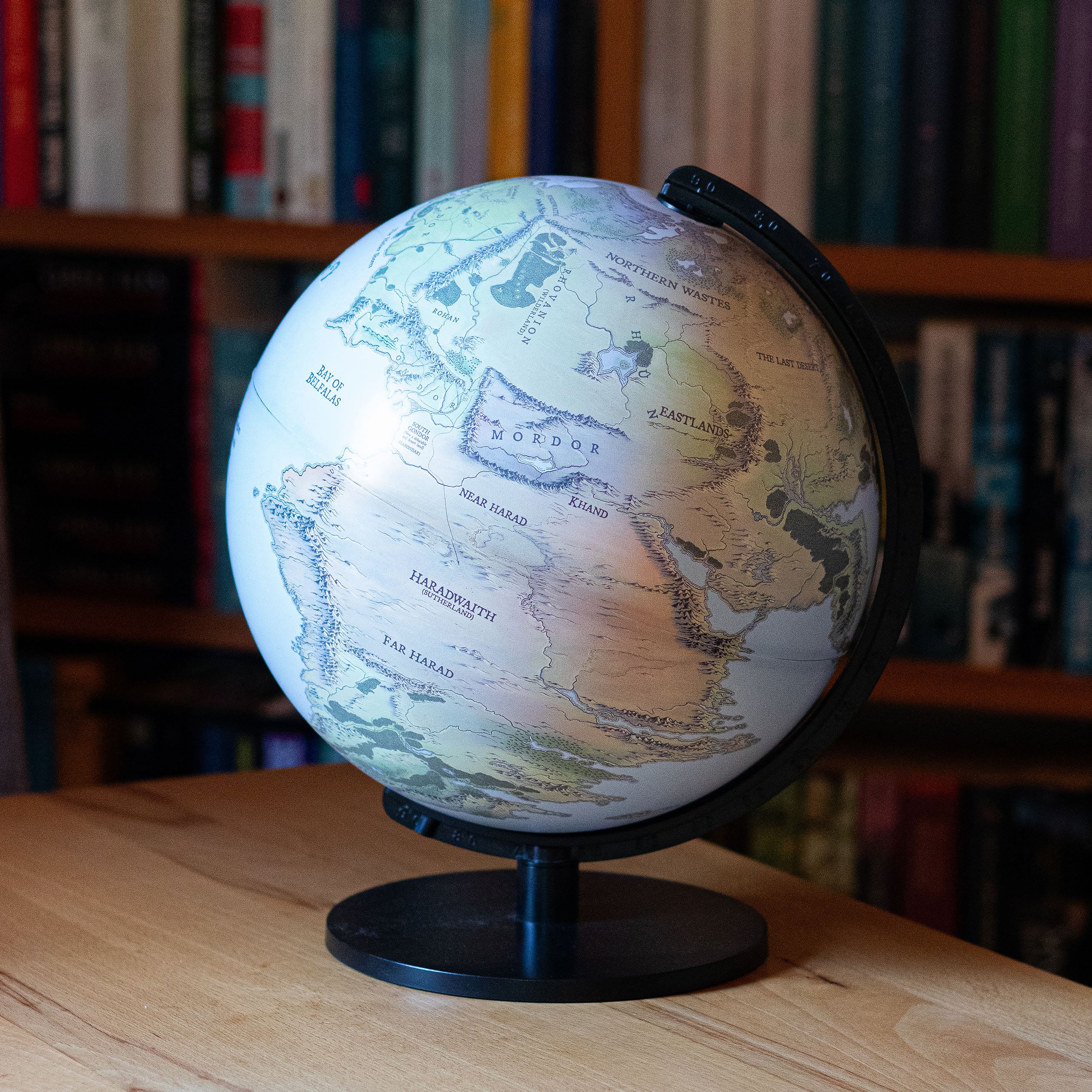 Immagine del prodotto Il Signore degli Anelli - Globo Terra di Mezzo Terra con luce 26cm