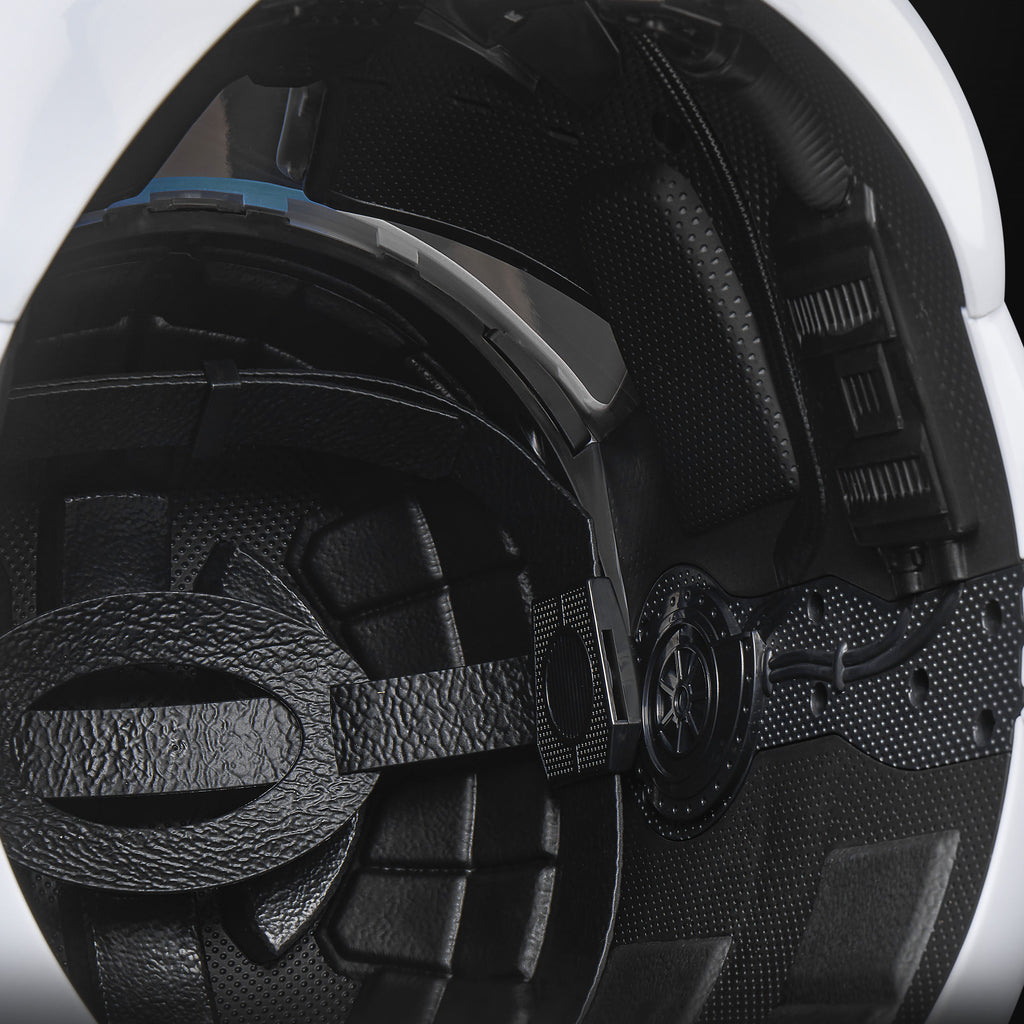 Immagine del prodotto Star Wars – Replica casco Clone Trooper 501st Legion con effetti sonori