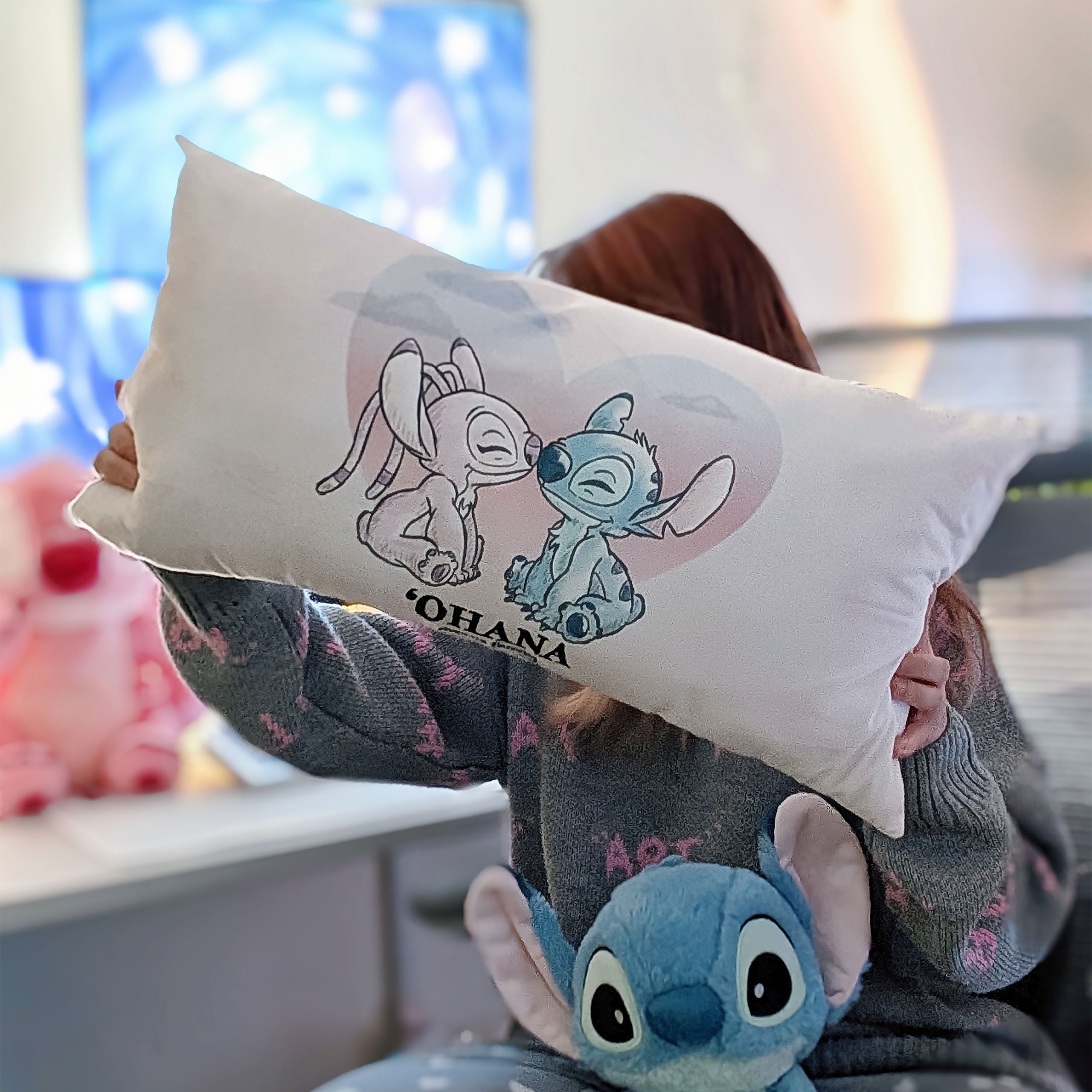 Immagine del prodotto Stitch e Angel Ohana Means Family - Cuscino