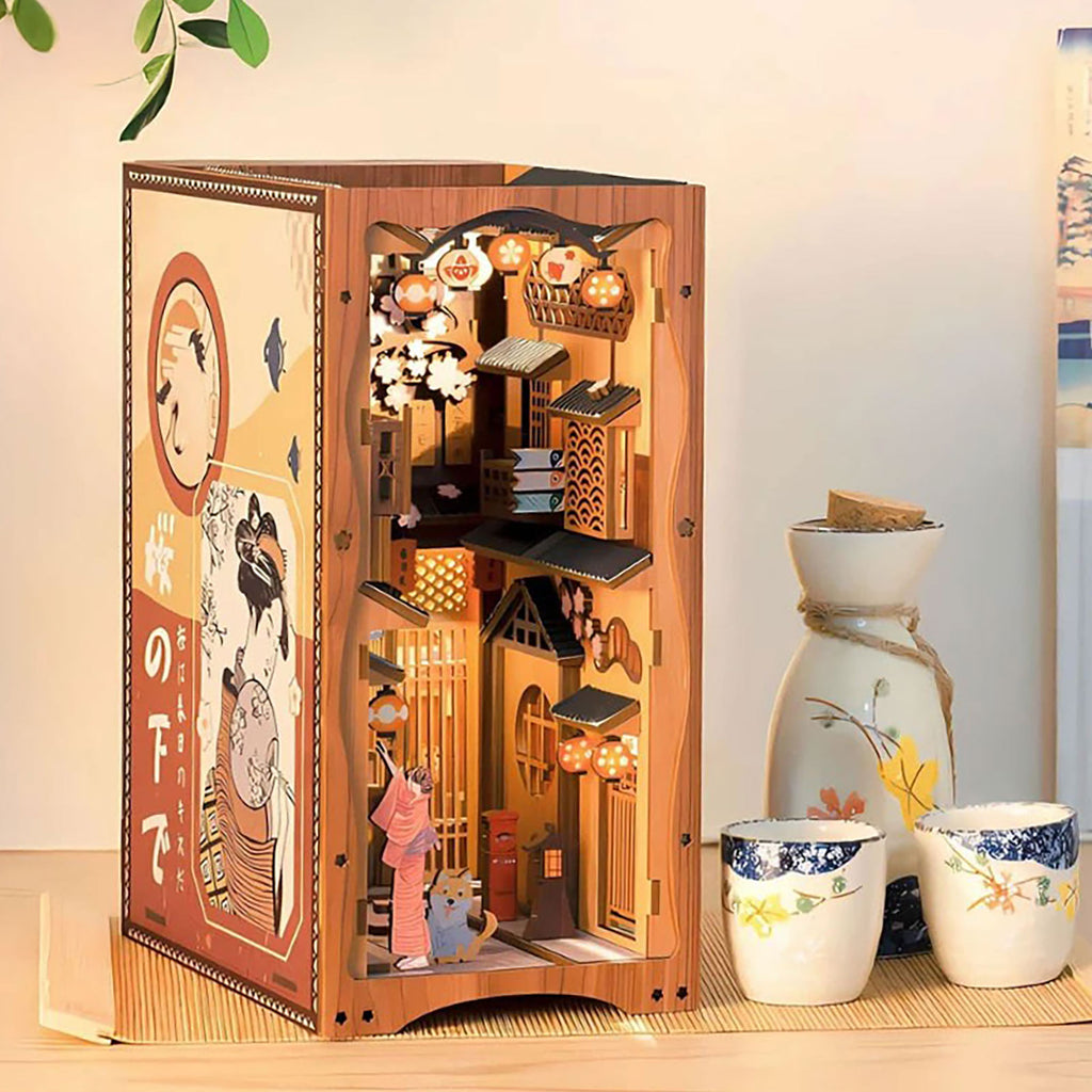 Product image Sakura - Under the Sakura Tree Book Nook Model Kit Wood