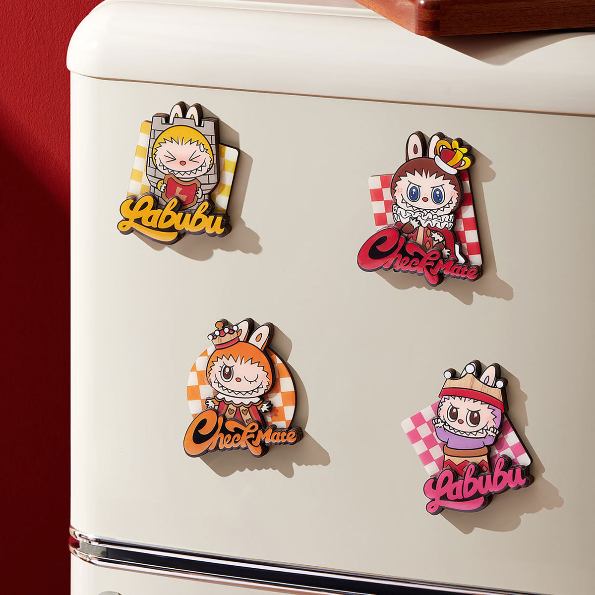 Immagine del prodotto Labubu - The Monsters Let's Checkmate Series POP MART Mystery Magnet