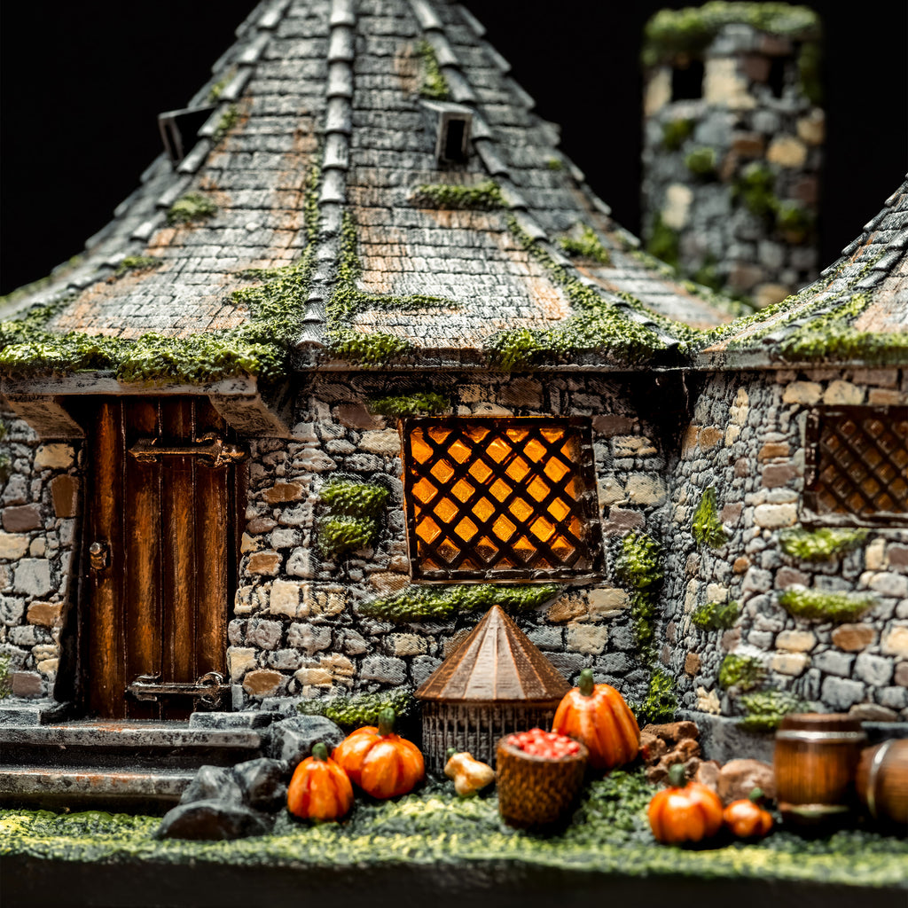 Immagine del prodotto Harry Potter - Replica in miniatura della capanna di Hagrid con illuminazione LED