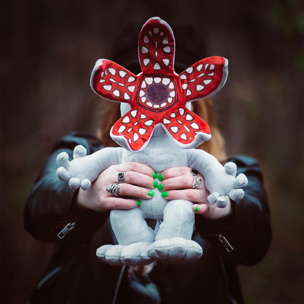 Immagine del prodotto Stranger Things - Peluche Demogorgon con suono