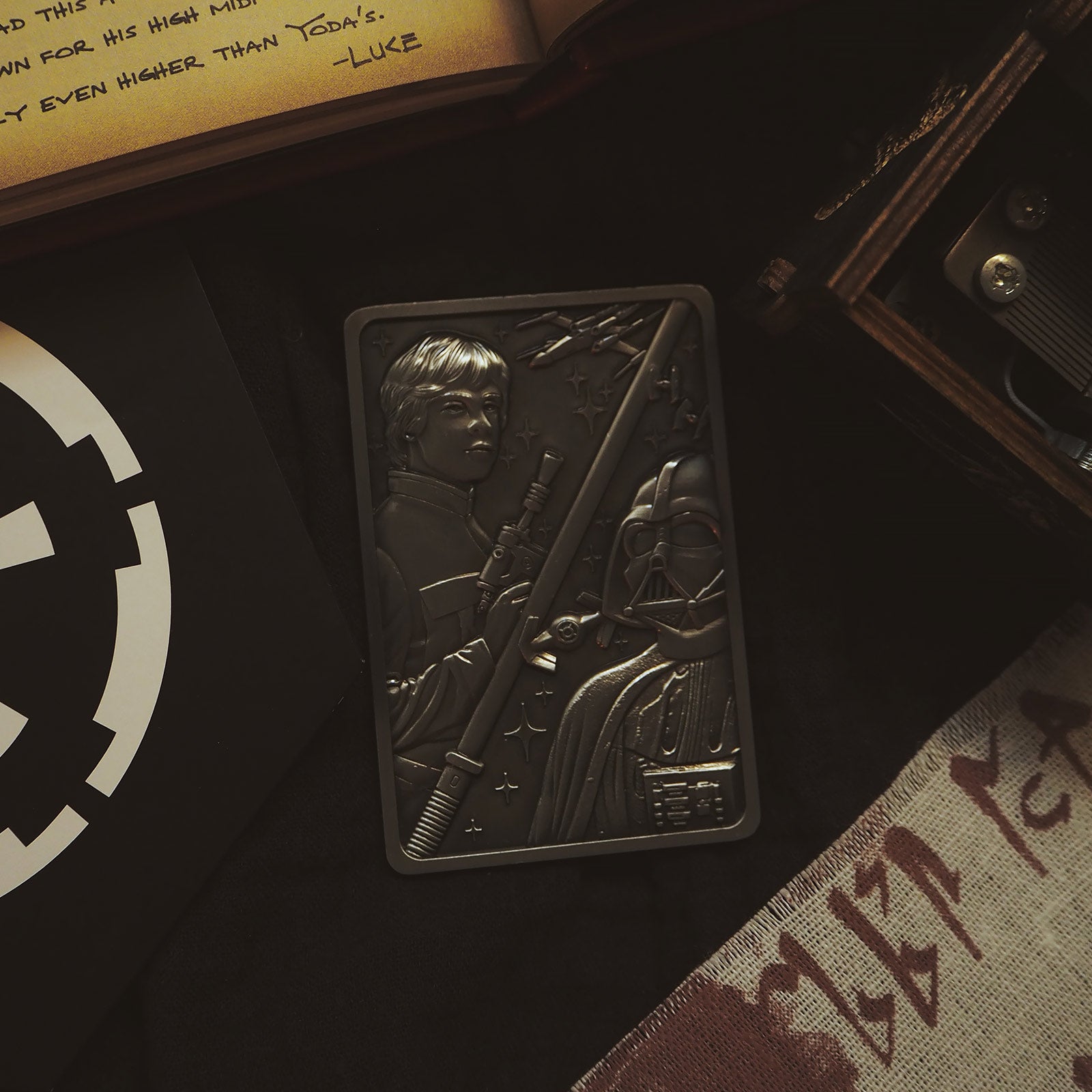 Product image Star Wars - Luke and Darth Vader Metal Bar Replica Limited Edition