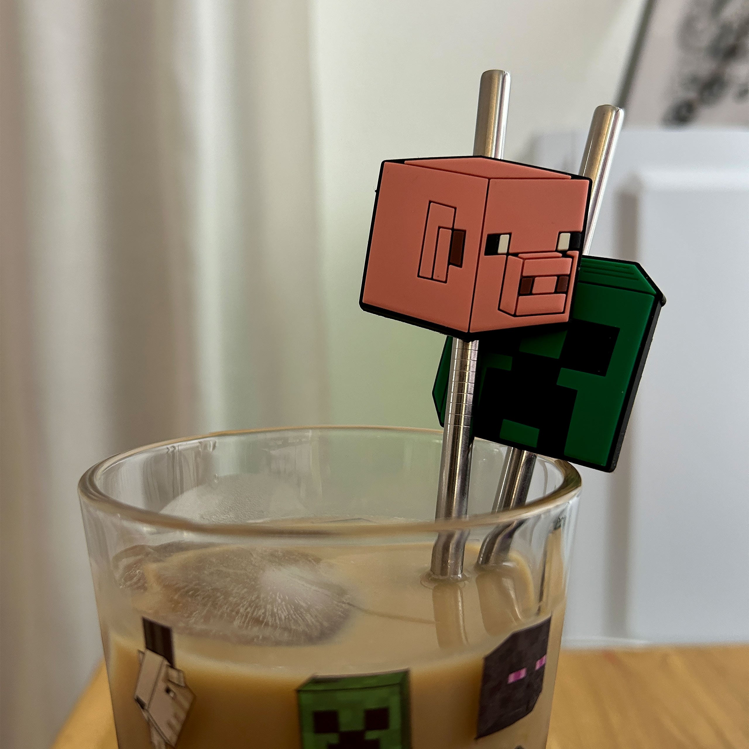Immagine del prodotto Minecraft - Bicchiere con 2 cannucce e personaggi