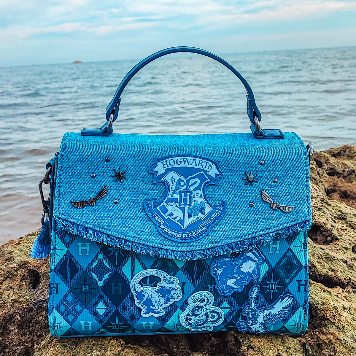 Immagine del prodotto Harry Potter - Borsa a tracolla Hogwarts in denim