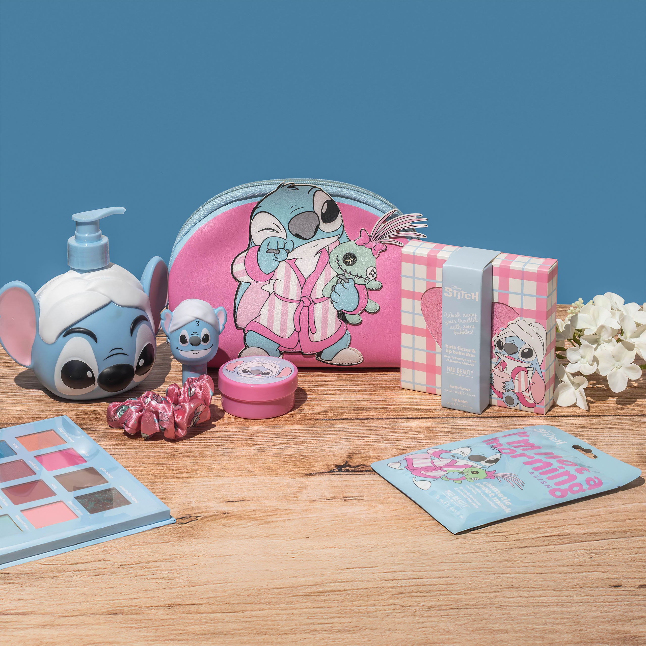 Immagine del prodotto Set cosmetico Stitch con balsamo labbra e bomba da bagno frizzante - Lilo & Stitch