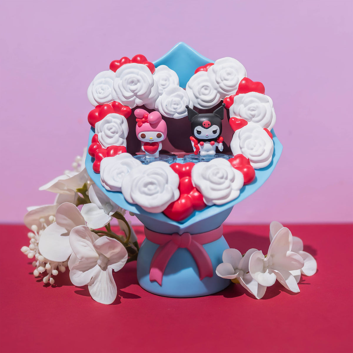 Immagine del prodotto Hello Kitty and Friends Kuromi e Hello Kitty Valentines Funko Bitty Pop Bouquet - Sanrio