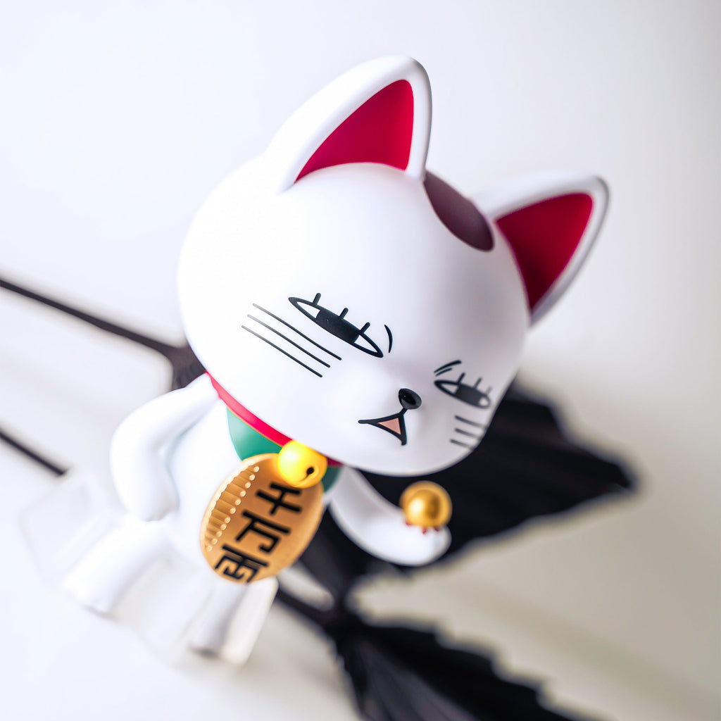 Product image Dandadan - Turbo Granny Occultic Sofubi Figure Fortune Cat Version 2
