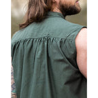 Immagine del prodotto Camicia medievale con colletto alto con lacci Louis senza maniche verde