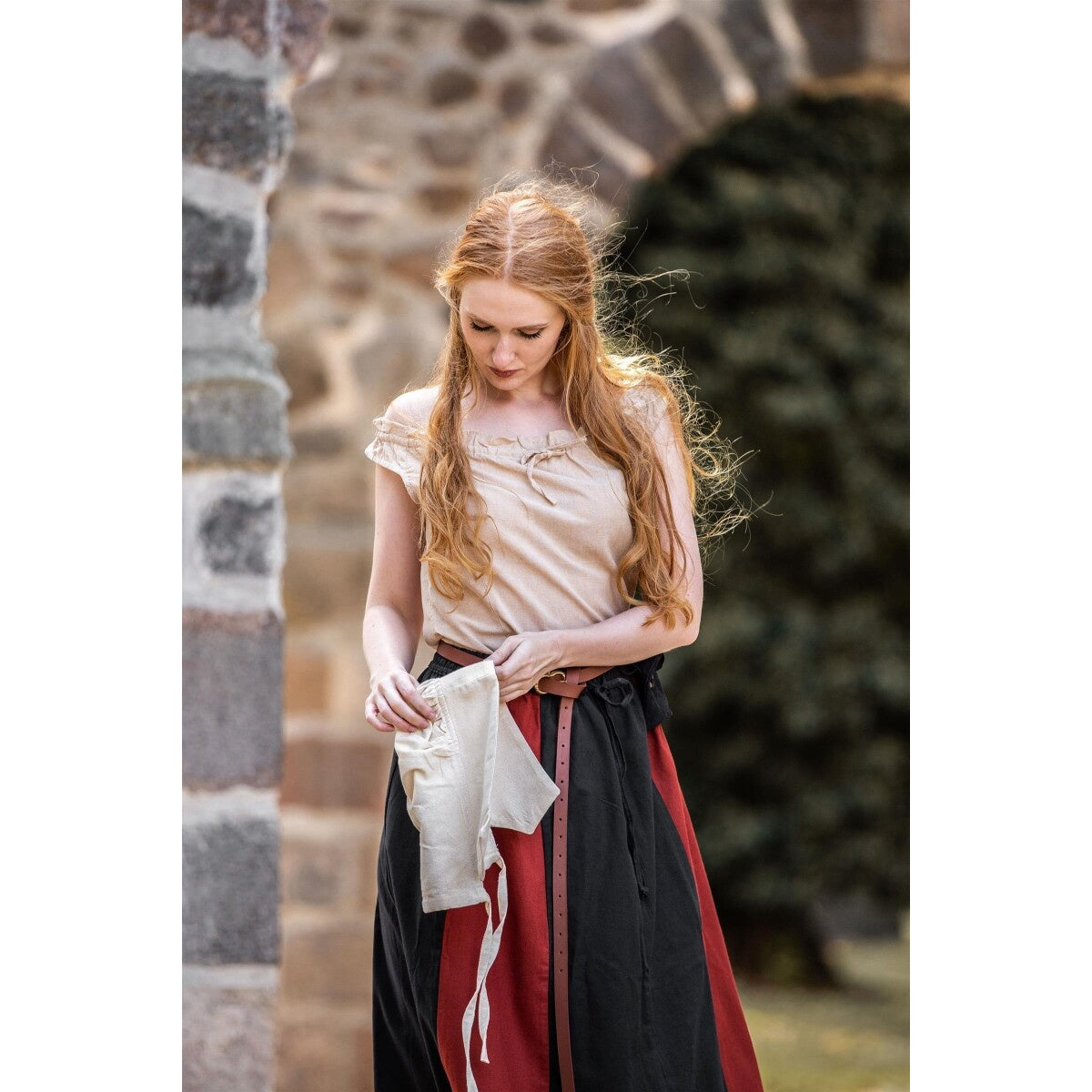 Immagine del prodotto Blusa estiva medievale Adele senza maniche beige