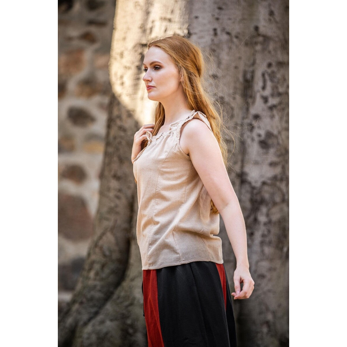 Immagine del prodotto Blusa estiva medievale Adele senza maniche beige