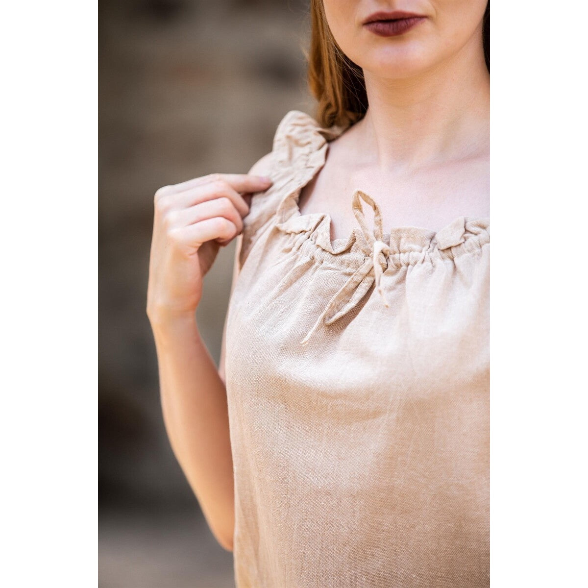 Immagine del prodotto Blusa estiva medievale Adele senza maniche beige