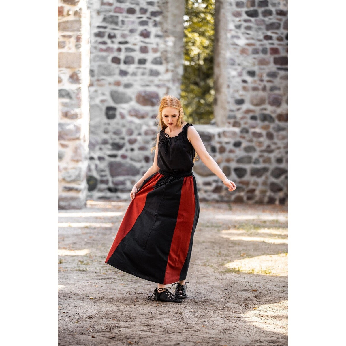 Immagine del prodotto Blusa estiva medievale Adele senza maniche nera