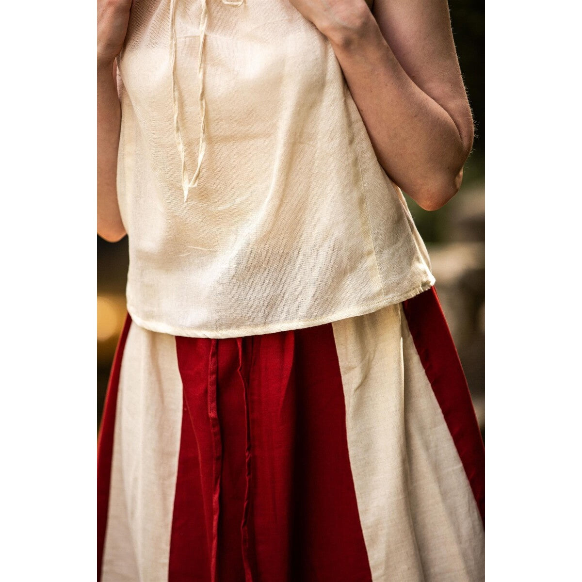 Immagine del prodotto Blusa estiva medievale Lotte con volant beige