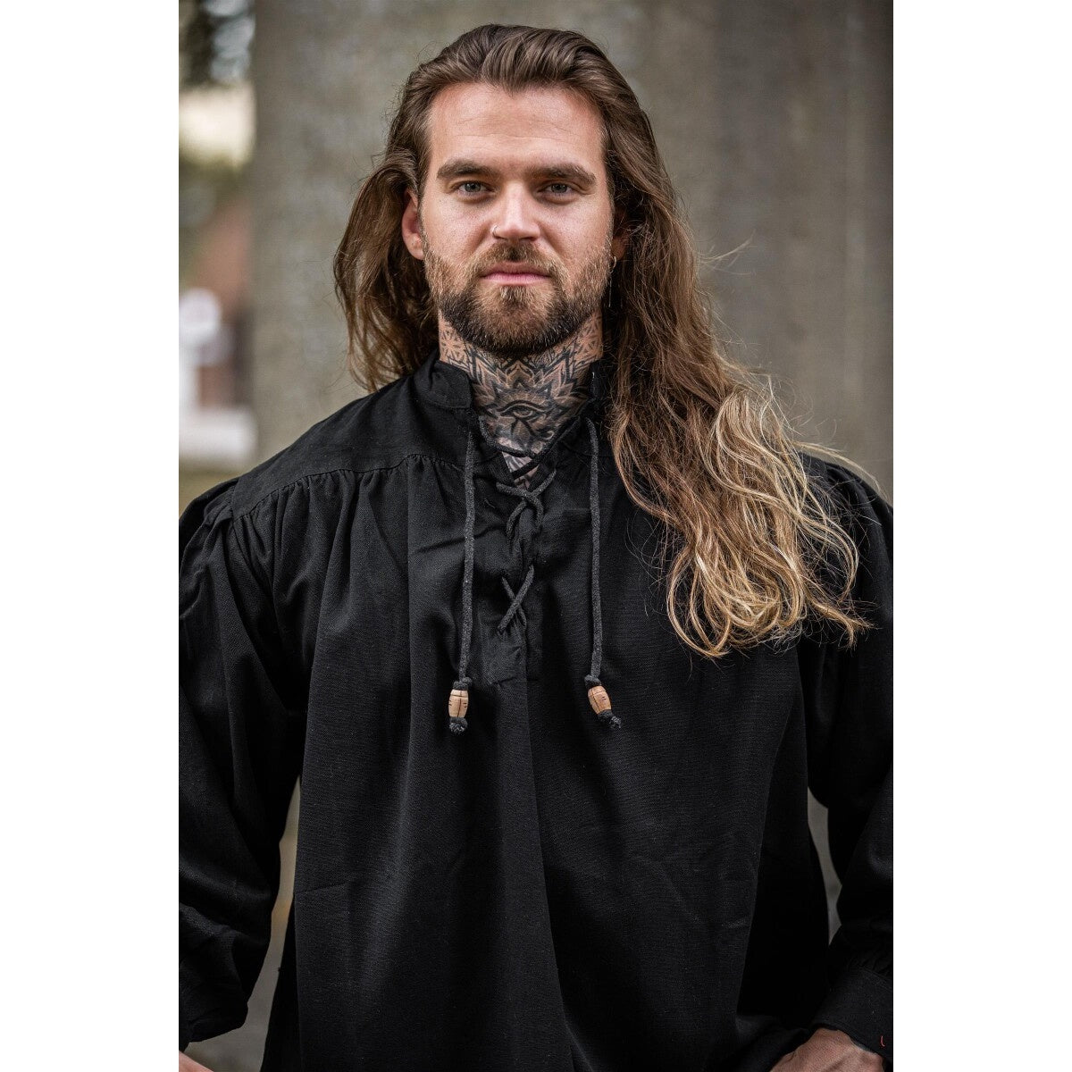 Immagine del prodotto Camicia medievale con allacciatura e colletto alto Georg nero melangiato
