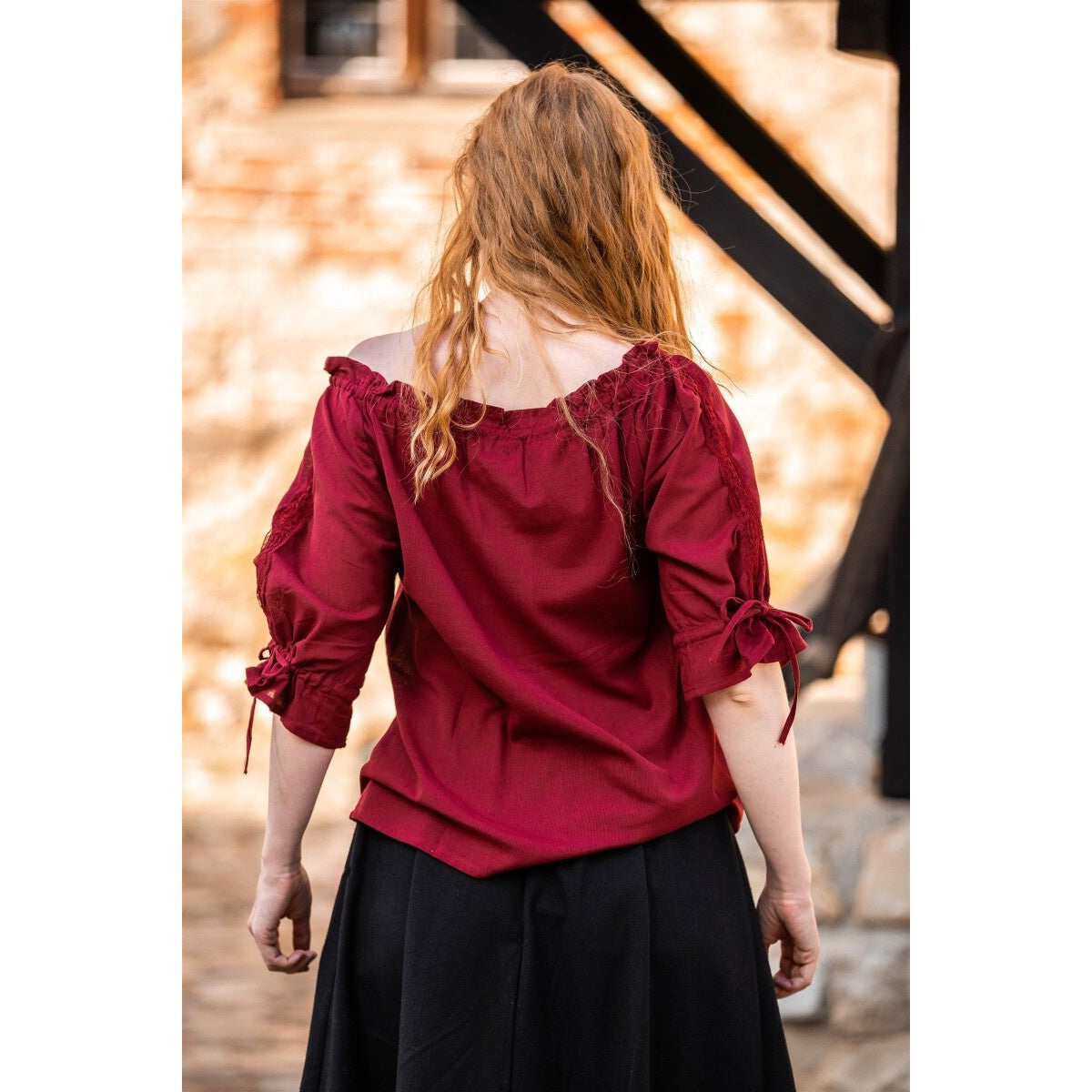 Immagine del prodotto Blusa medievale a maniche corte Sandra rossa