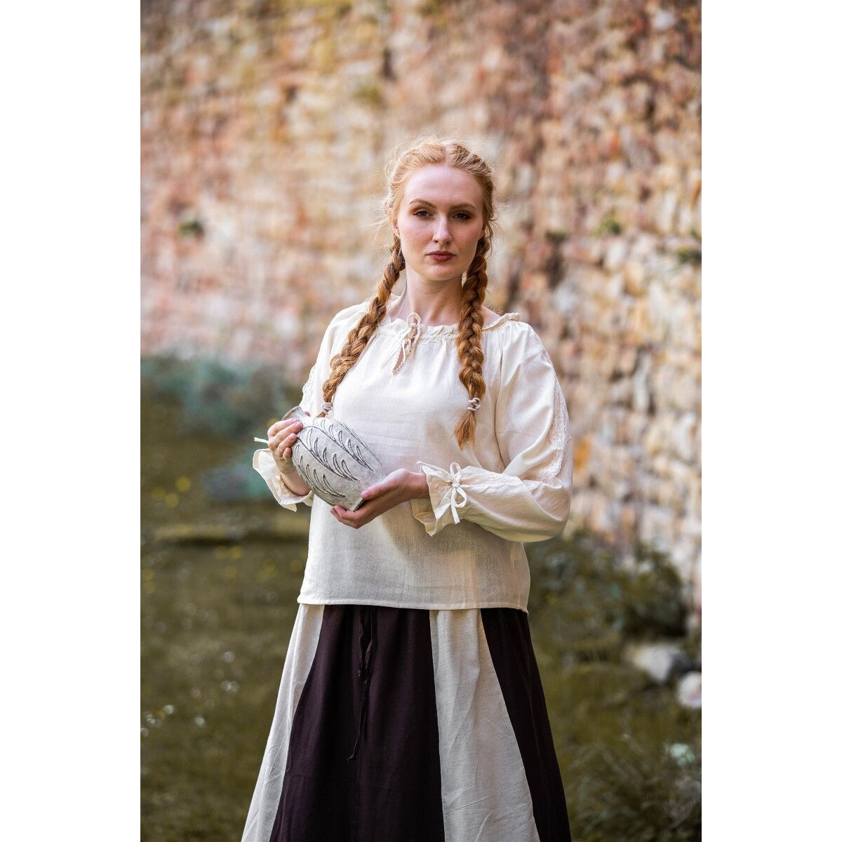 Immagine del prodotto Blusa medievale con pizzo Bettina beige