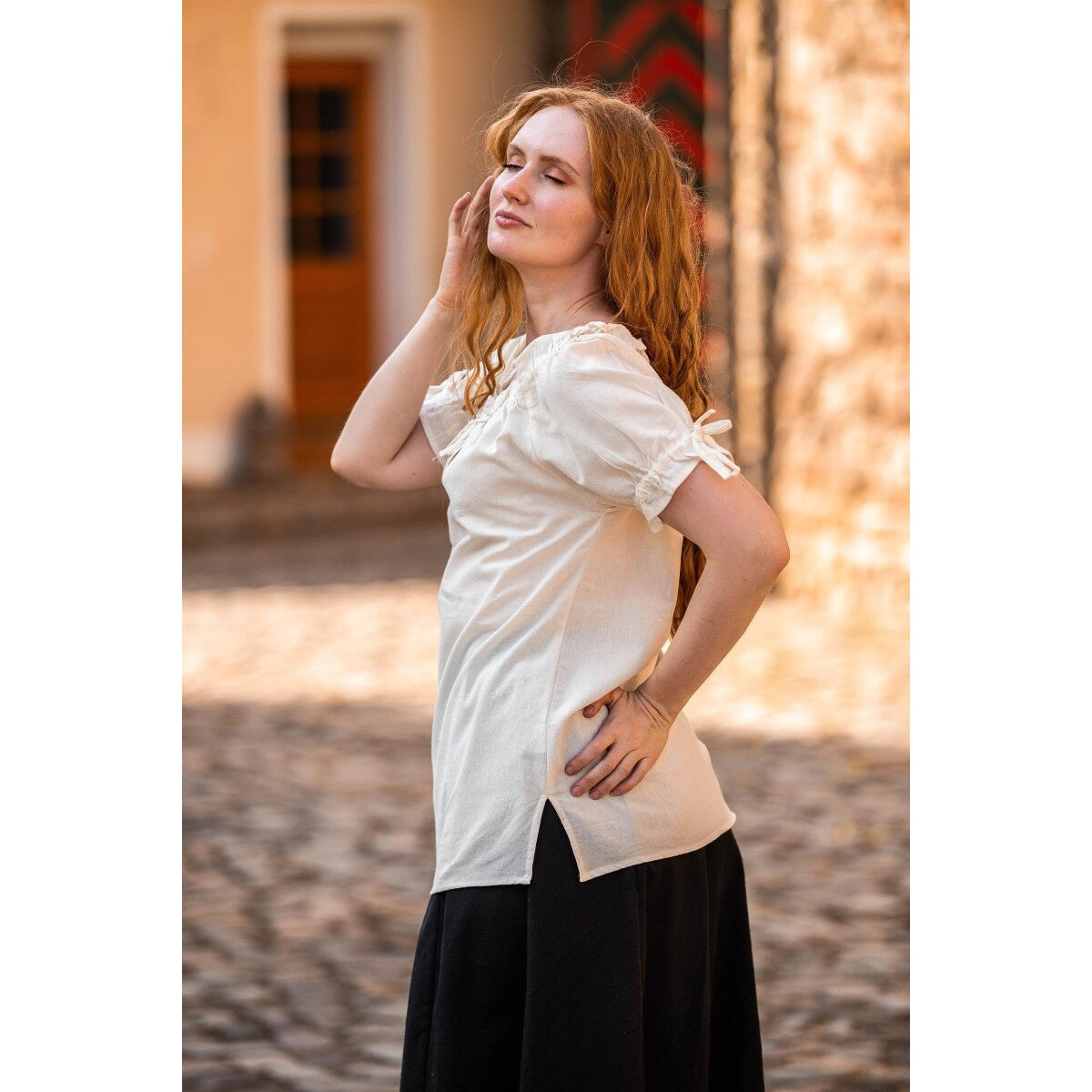 Immagine del prodotto Blusa medievale a maniche corte Otilia beige