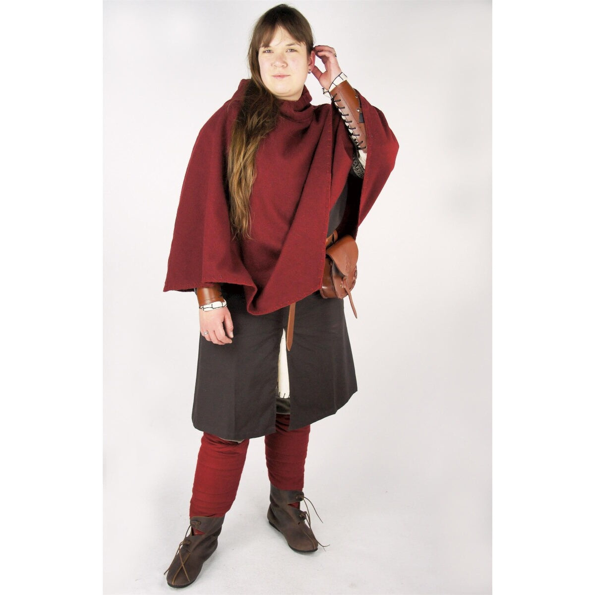 Immagine del prodotto Cappuccio medievale Egill con ricamo rosso