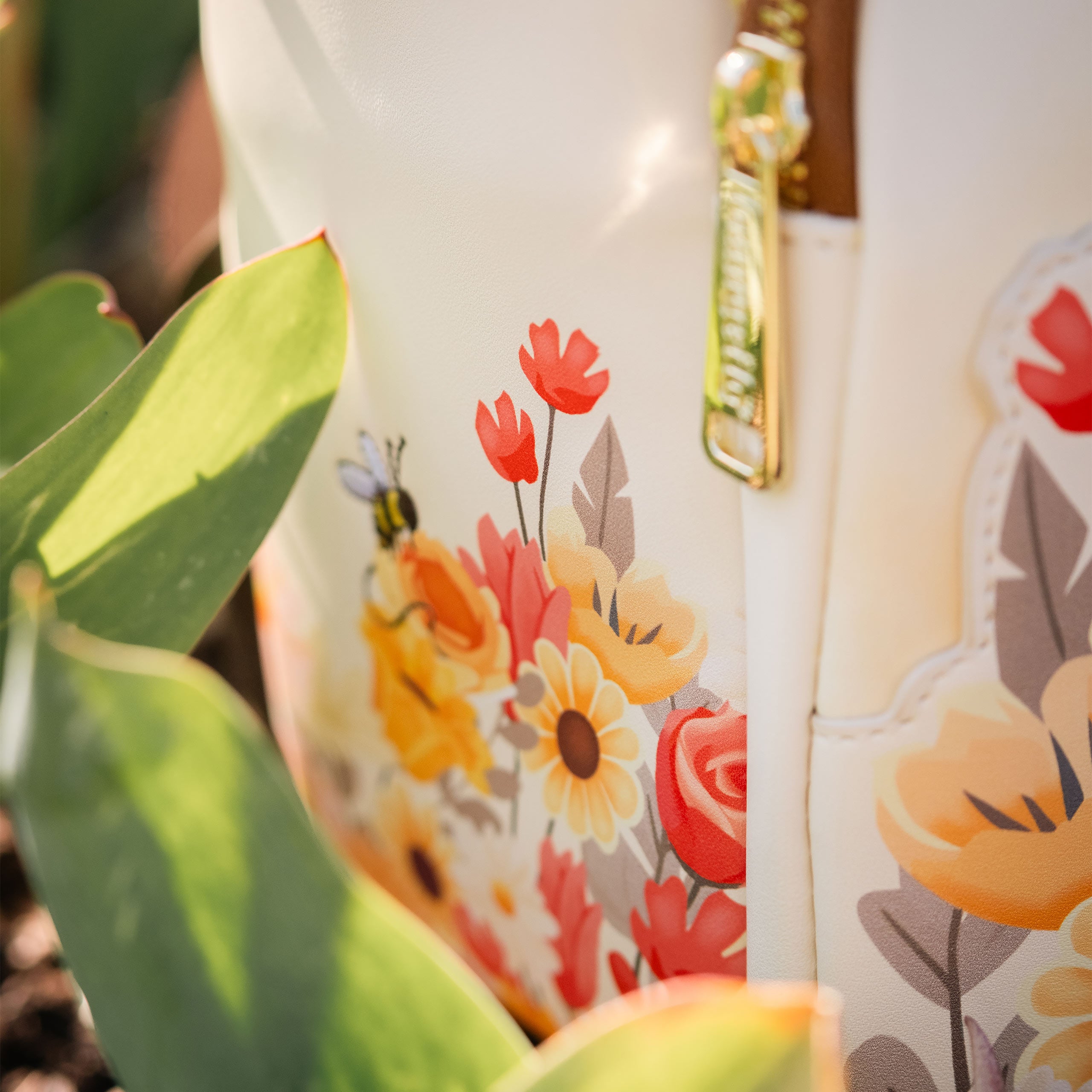 Product image Winnie the Pooh - Floral Mini Backpack