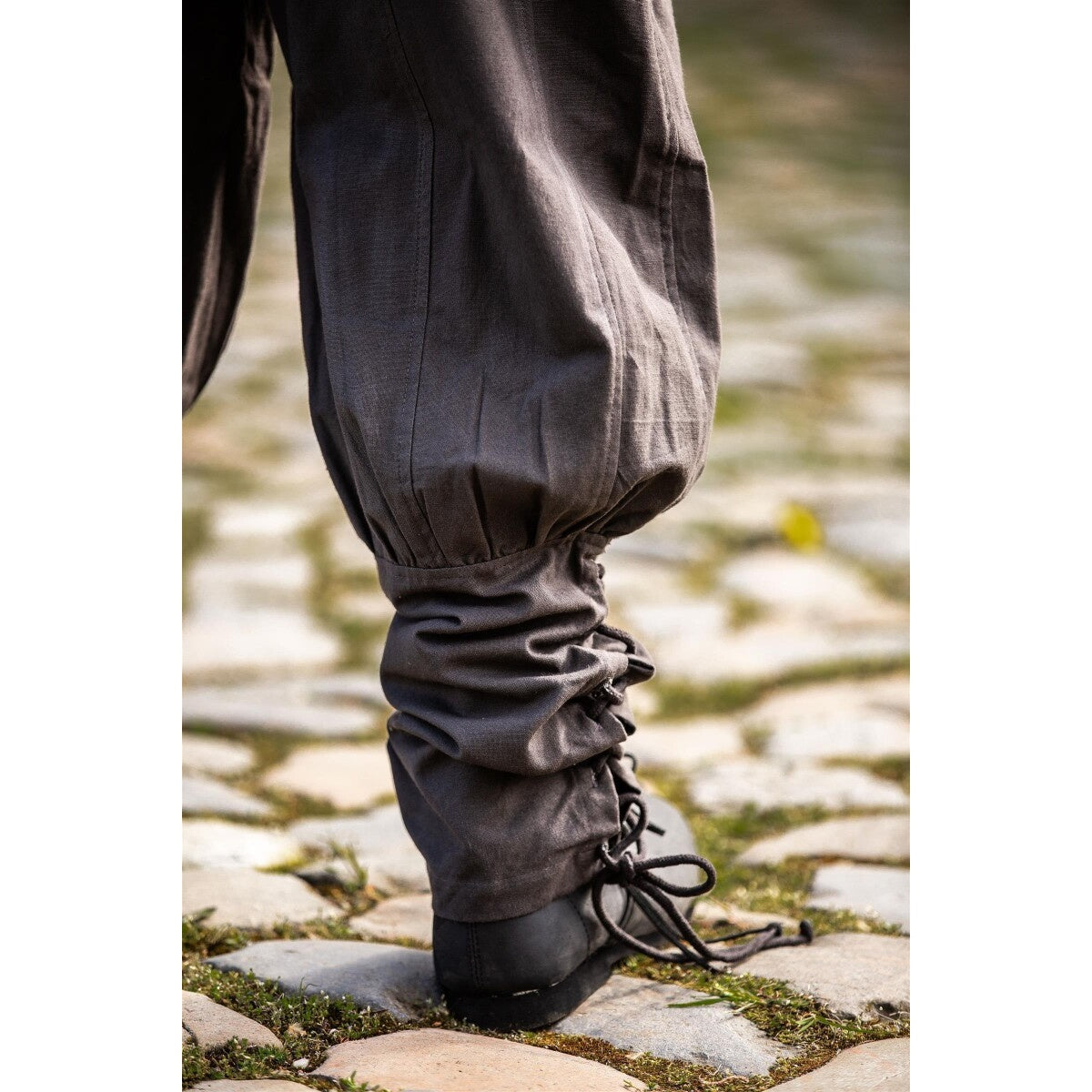 Immagine del prodotto Pantaloni medievali Tiago con allacciatura alle gambe marrone