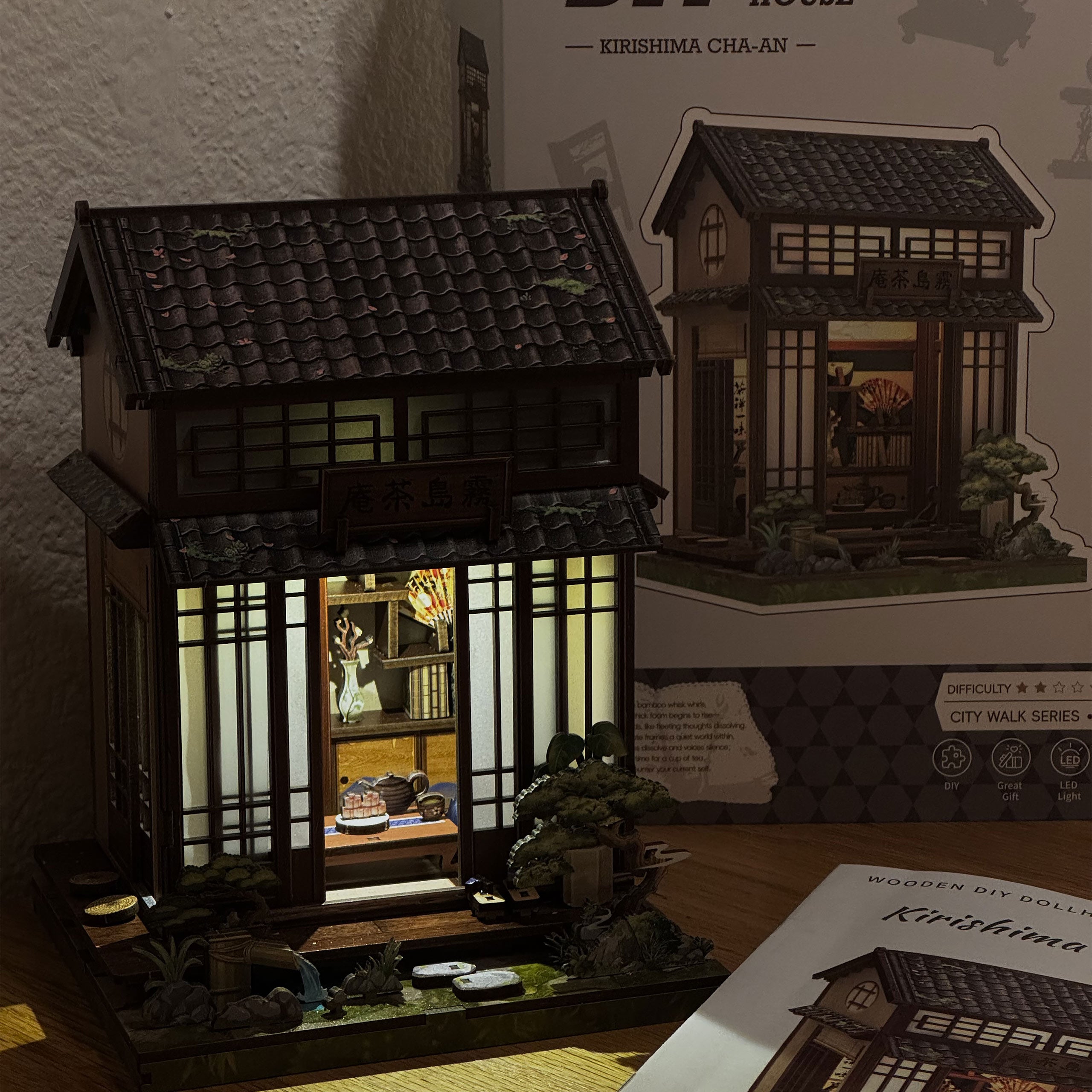 Immagine del prodotto CuteBee - Kirishima Cha-an casetta in miniatura Book Nook kit modello
