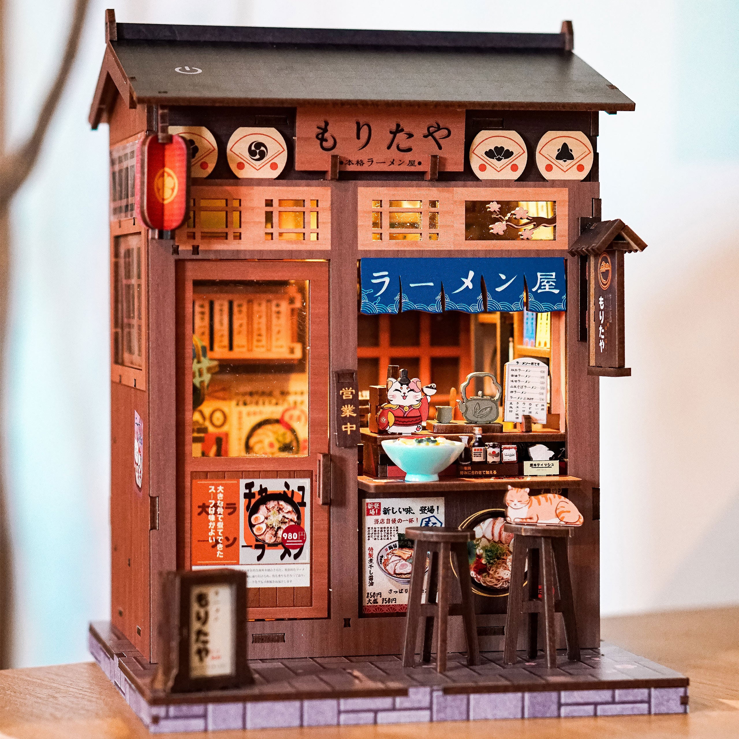 Product image CuteBee - Morita-Ya Miniature House Book Nook Model Kit